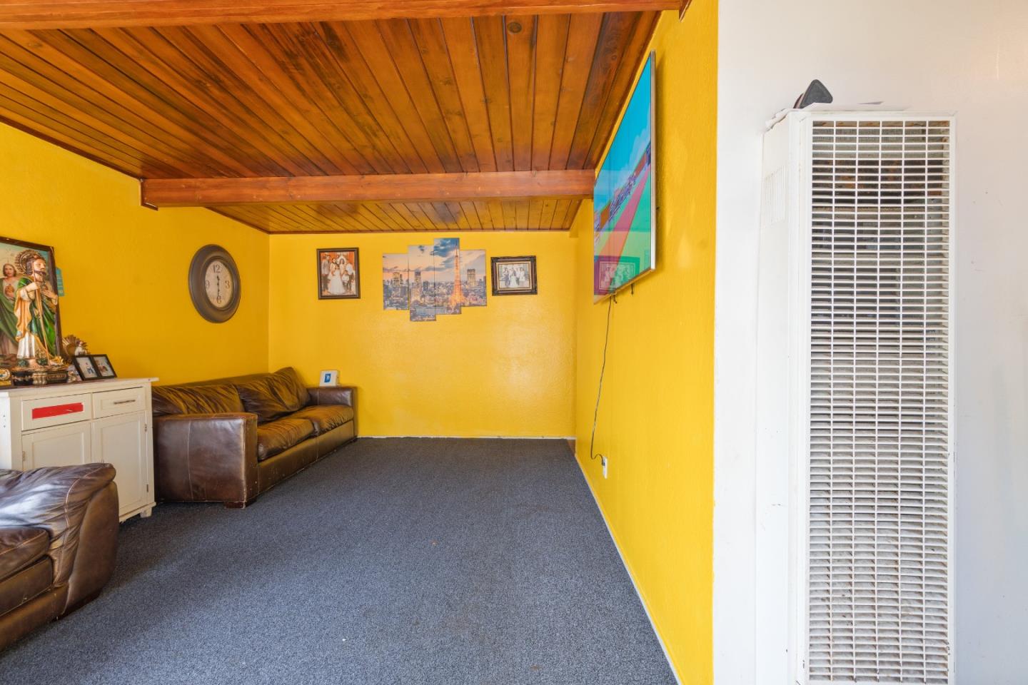 Detail Gallery Image 7 of 25 For 1313 Ramona Ave, Salinas,  CA 93906 - 4 Beds | 2 Baths