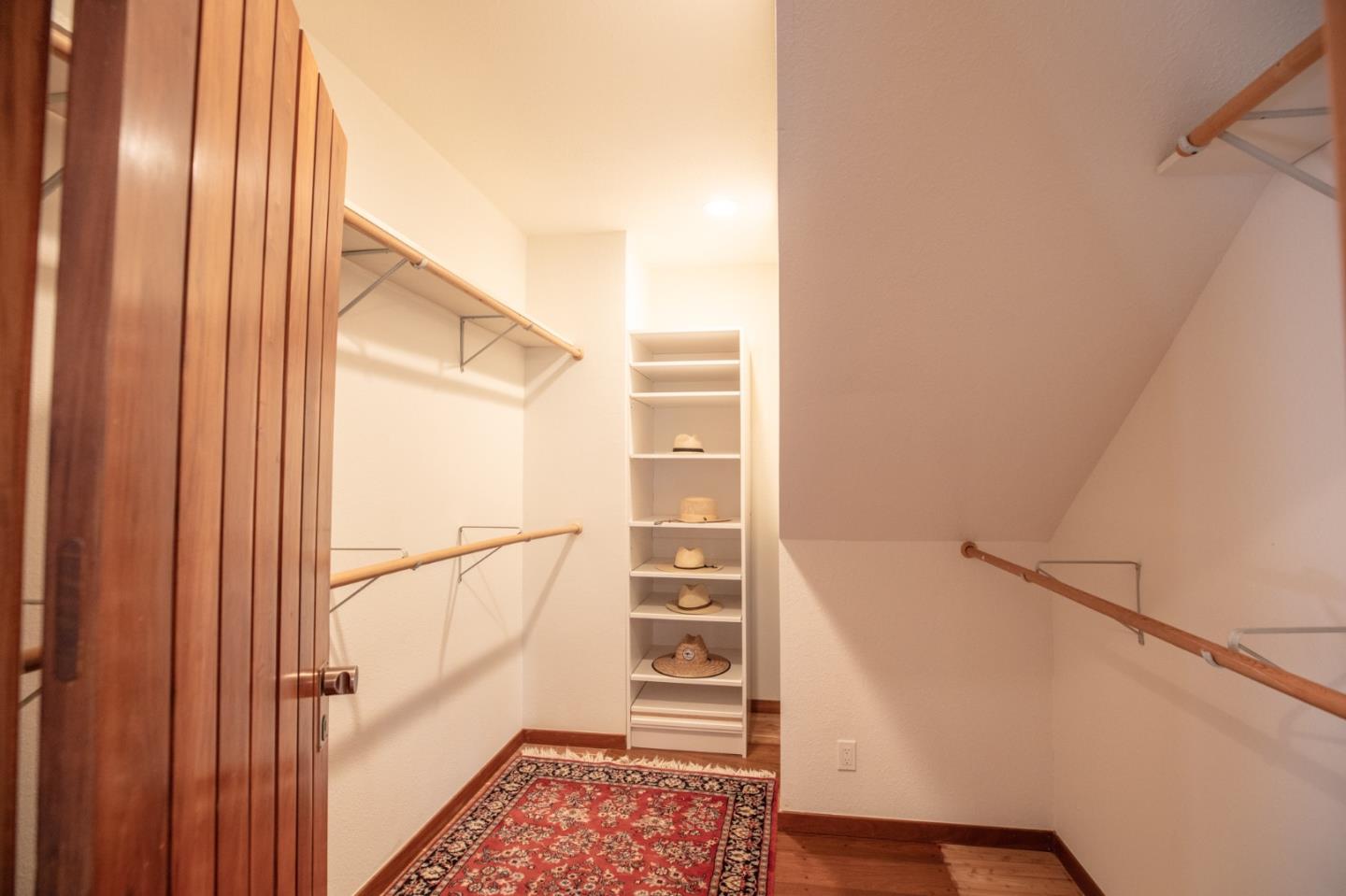 Detail Gallery Image 23 of 82 For 16012 Flintlock Rd, Cupertino,  CA 95014 - 8 Beds | 7/1 Baths