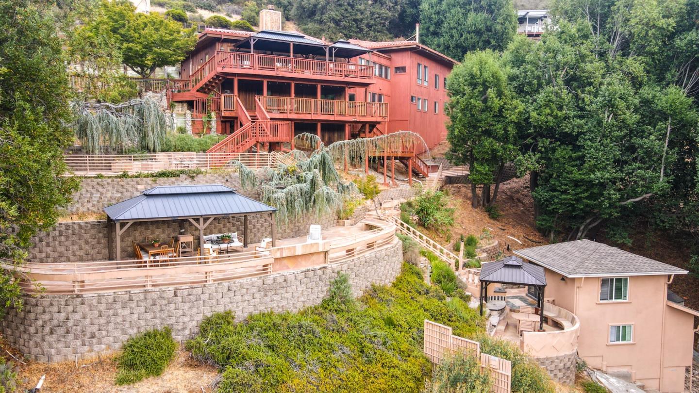 Detail Gallery Image 3 of 82 For 16012 Flintlock Rd, Cupertino,  CA 95014 - 8 Beds | 7/1 Baths