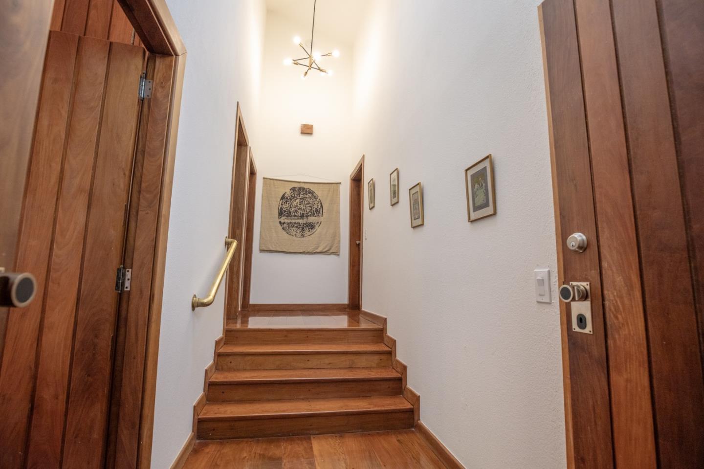 Detail Gallery Image 32 of 82 For 16012 Flintlock Rd, Cupertino,  CA 95014 - 8 Beds | 7/1 Baths