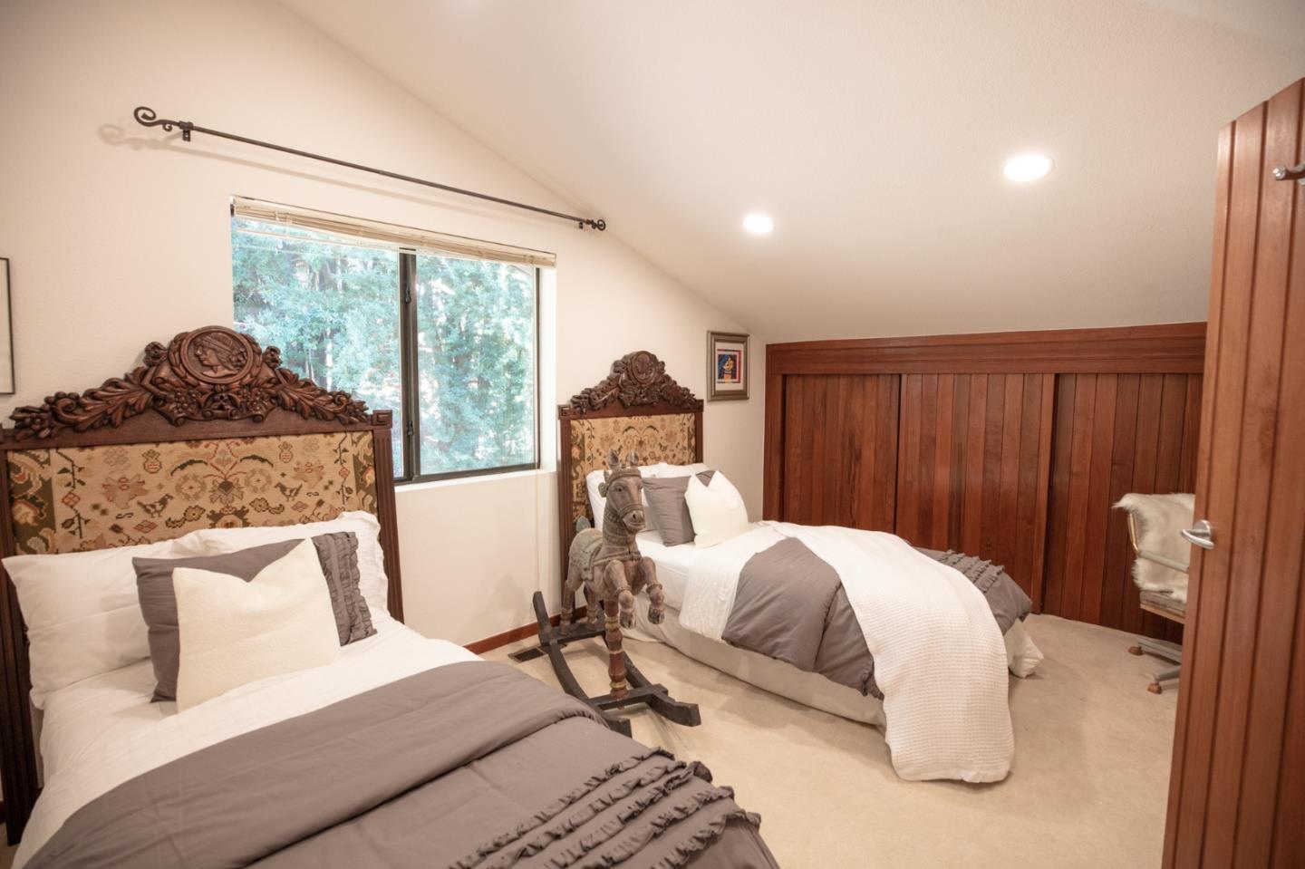 Detail Gallery Image 35 of 82 For 16012 Flintlock Rd, Cupertino,  CA 95014 - 8 Beds | 7/1 Baths