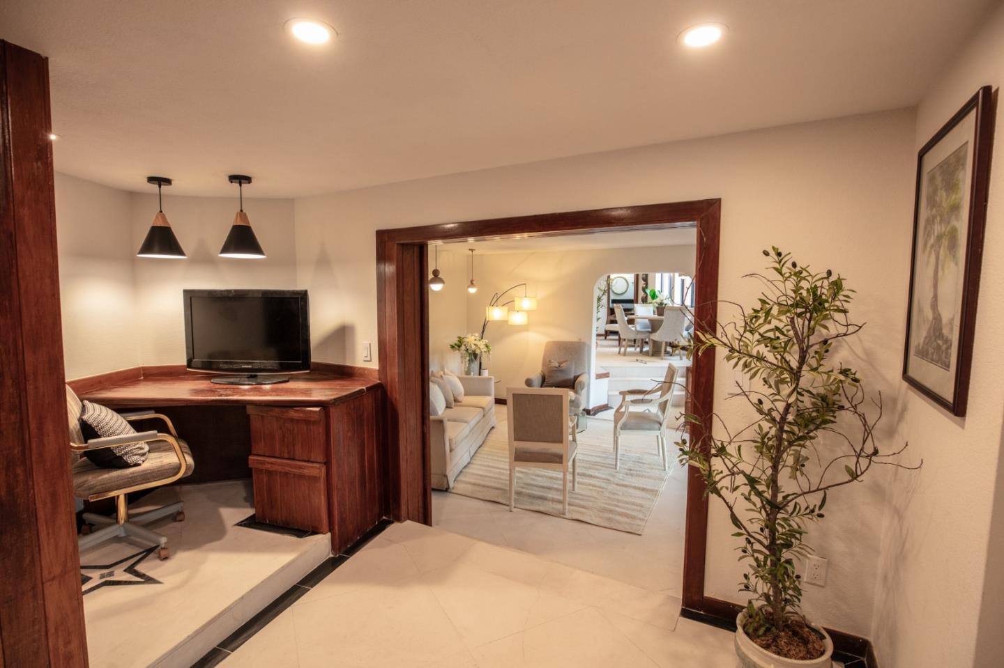 Detail Gallery Image 41 of 82 For 16012 Flintlock Rd, Cupertino,  CA 95014 - 8 Beds | 7/1 Baths