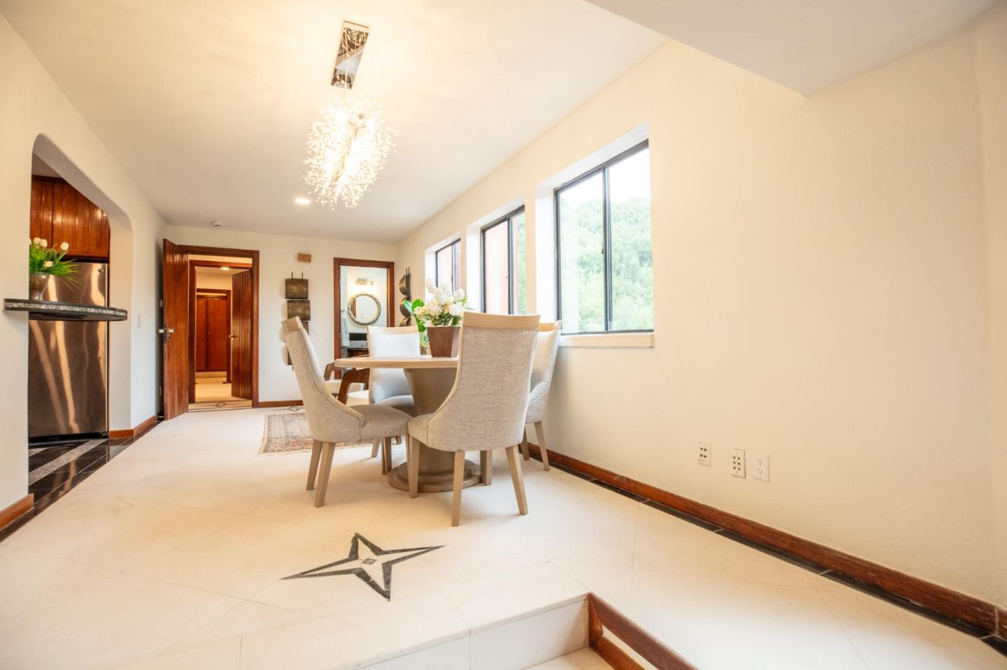 Detail Gallery Image 42 of 82 For 16012 Flintlock Rd, Cupertino,  CA 95014 - 8 Beds | 7/1 Baths