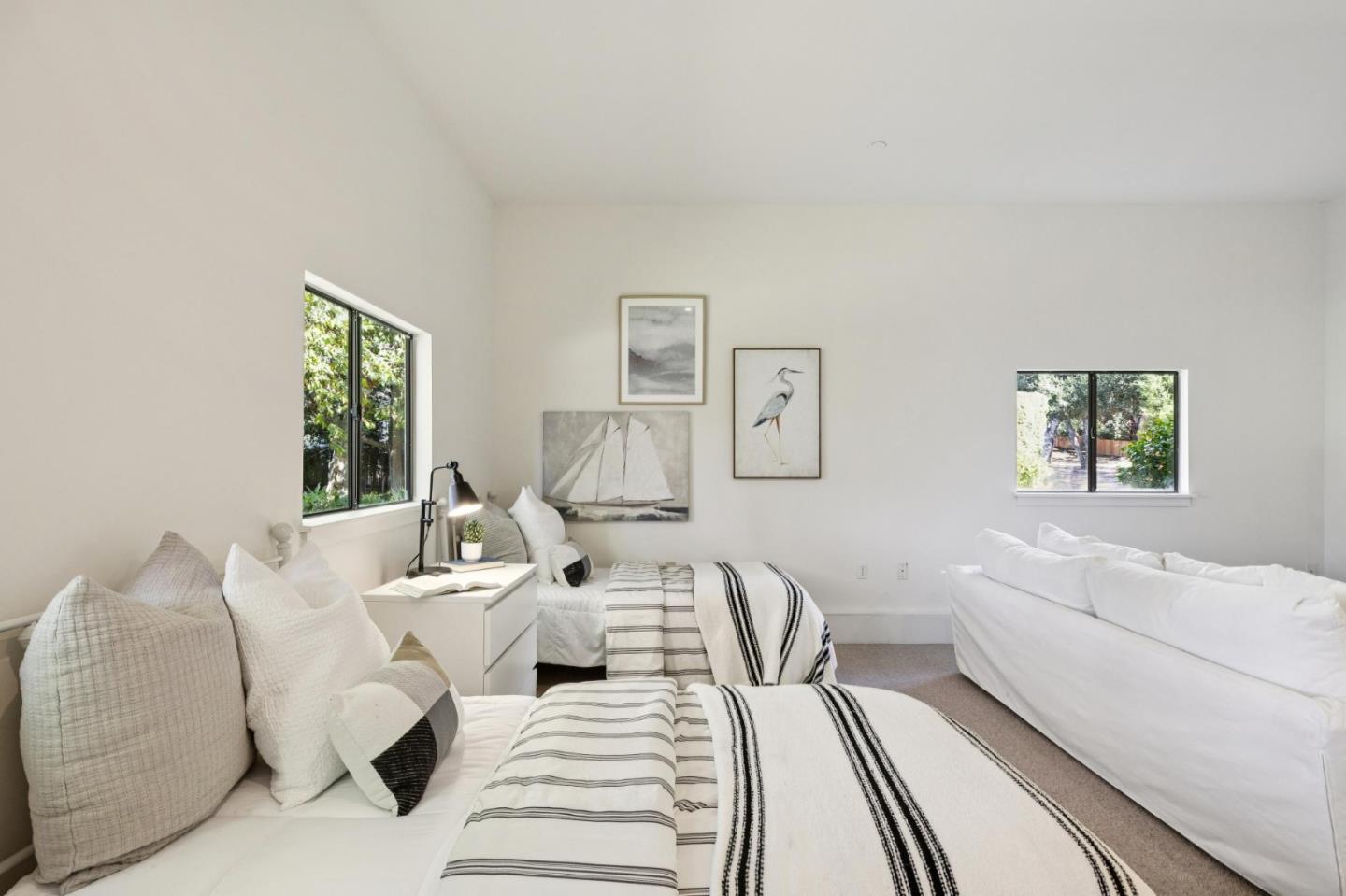 Detail Gallery Image 33 of 66 For 5700 Carmel Valley Rd, Carmel,  CA 93923 - 4 Beds | 3/1 Baths