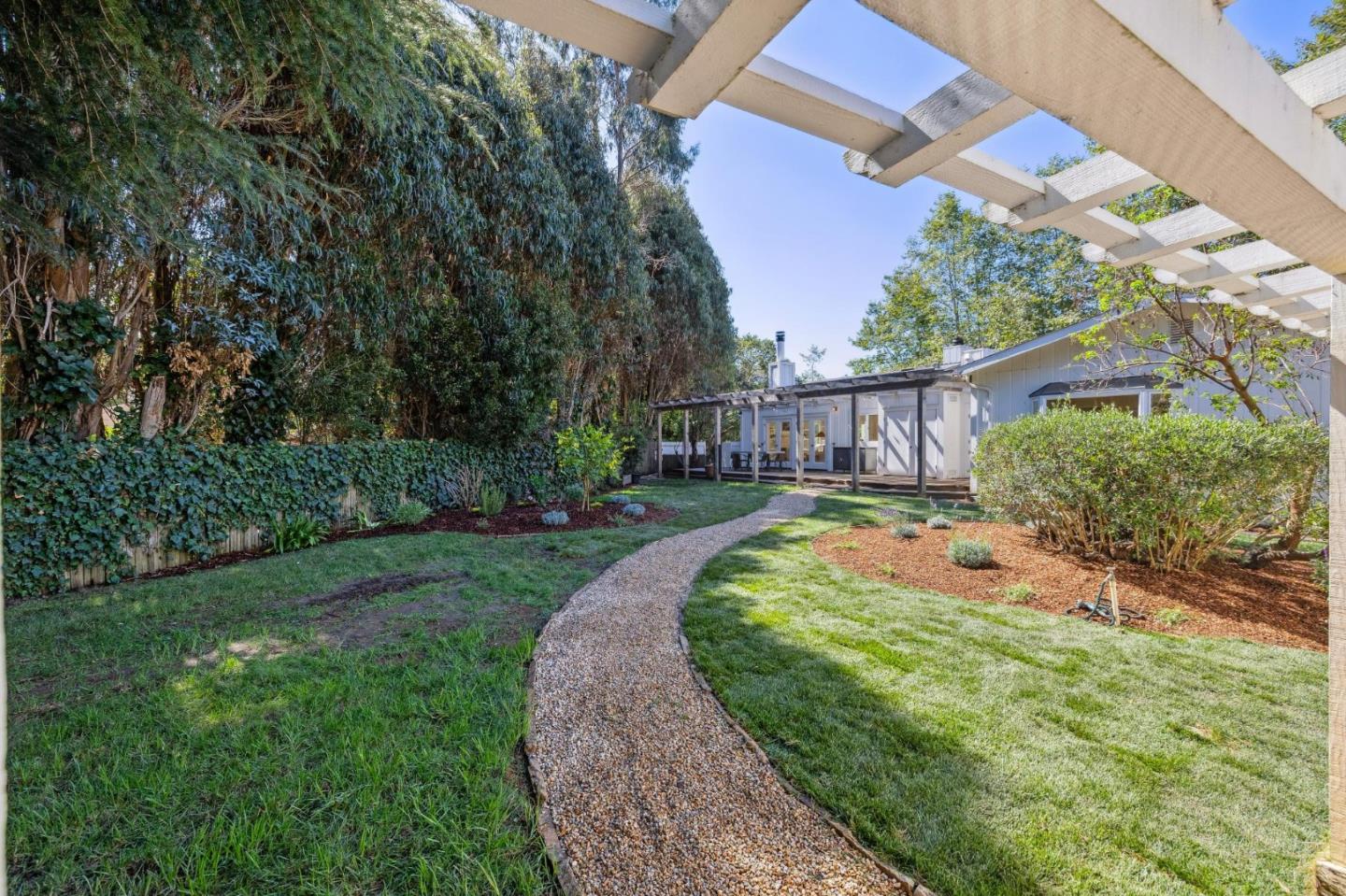 Detail Gallery Image 44 of 66 For 5700 Carmel Valley Rd, Carmel,  CA 93923 - 4 Beds | 3/1 Baths