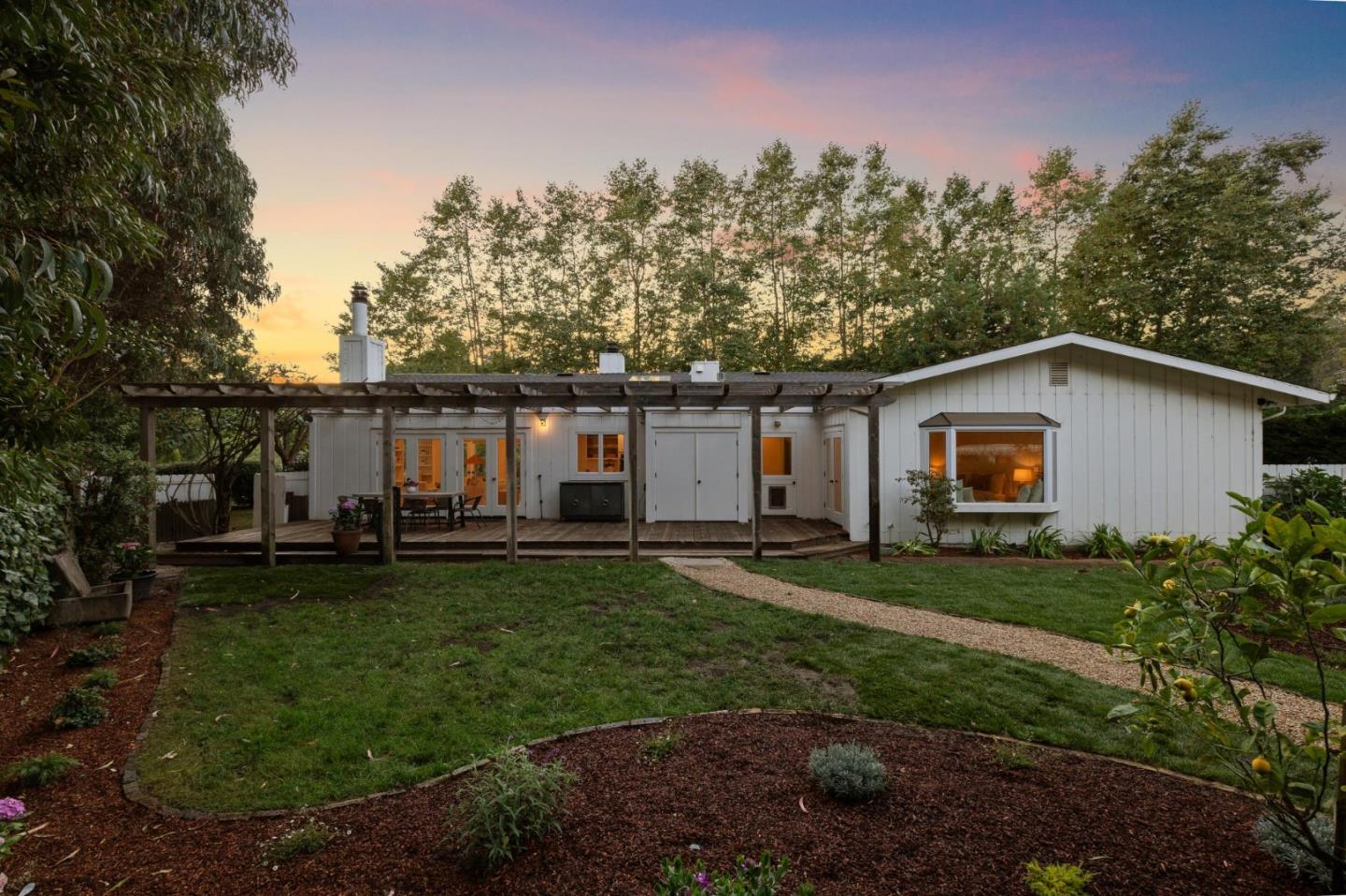 Detail Gallery Image 60 of 66 For 5700 Carmel Valley Rd, Carmel,  CA 93923 - 4 Beds | 3/1 Baths