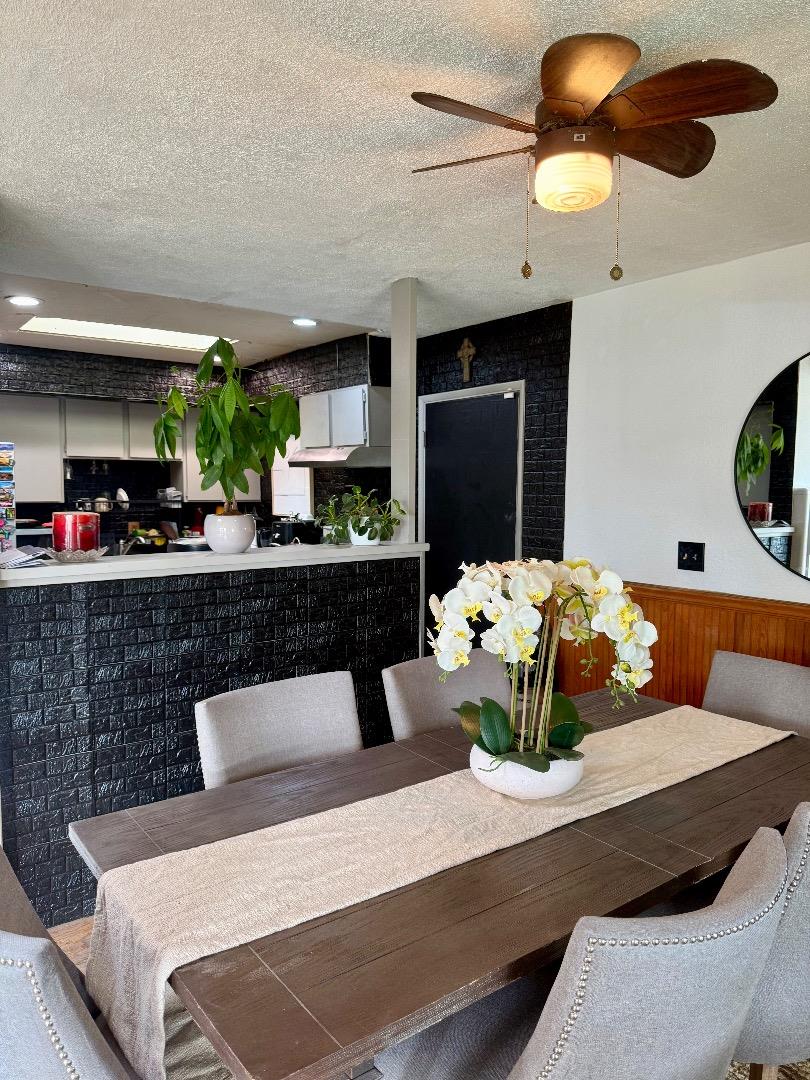 Detail Gallery Image 8 of 26 For 3425 San Pablo Ave, San Jose,  CA 95127 - 4 Beds | 2 Baths