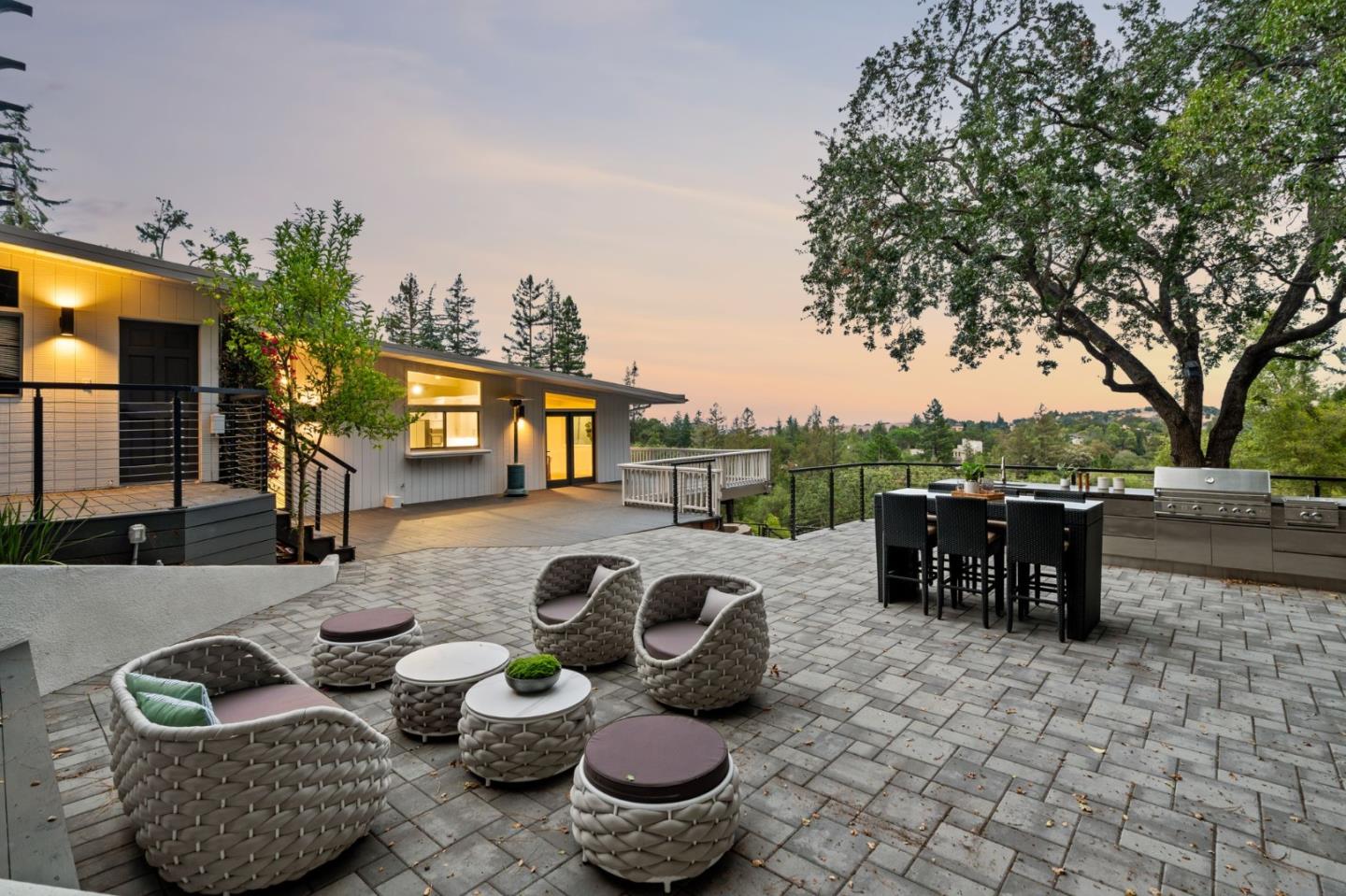 Detail Gallery Image 3 of 38 For 2987 Alexis Dr, Palo Alto,  CA 94304 - 4 Beds | 3/1 Baths