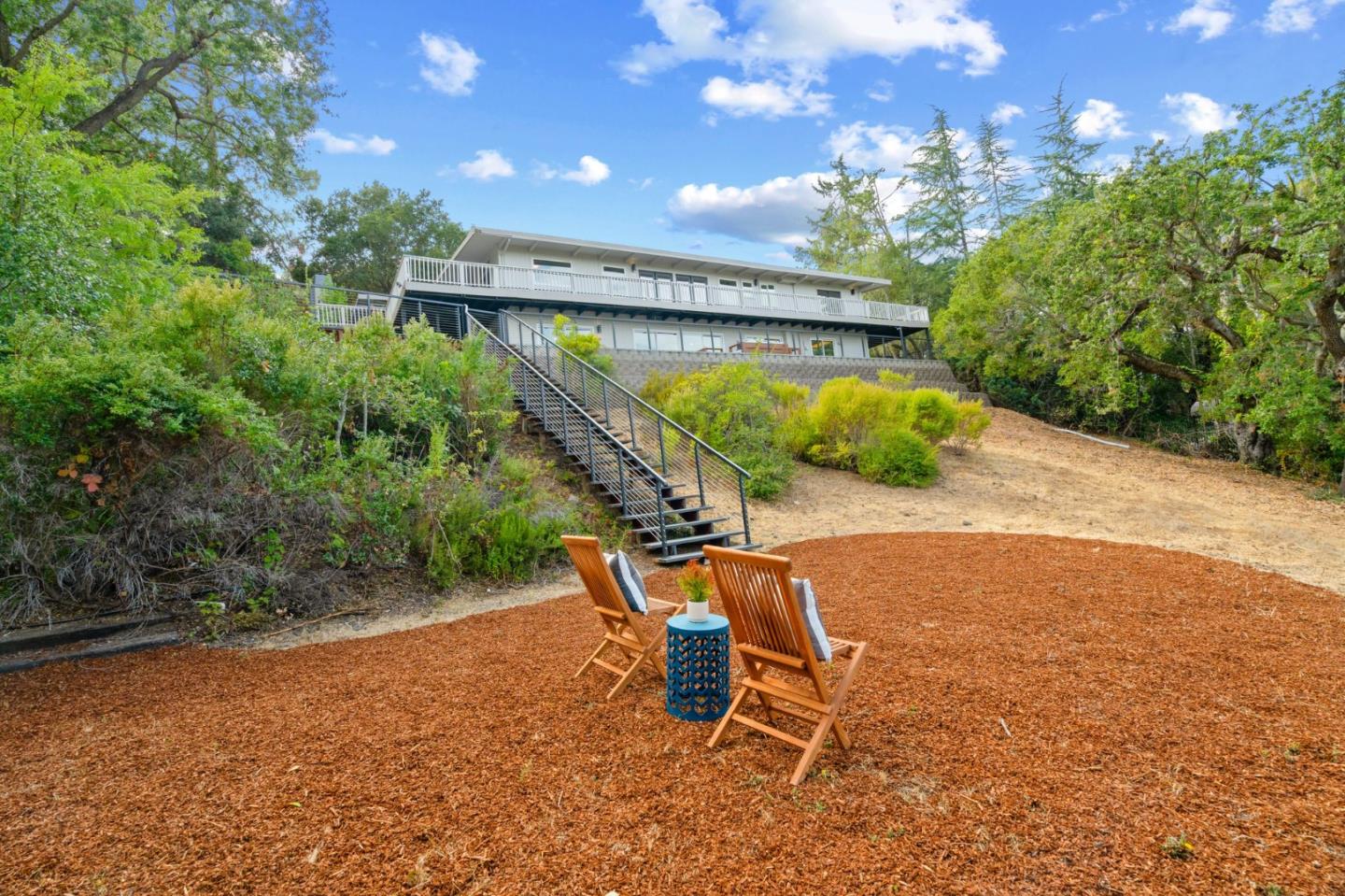 Detail Gallery Image 30 of 38 For 2987 Alexis Dr, Palo Alto,  CA 94304 - 4 Beds | 3/1 Baths