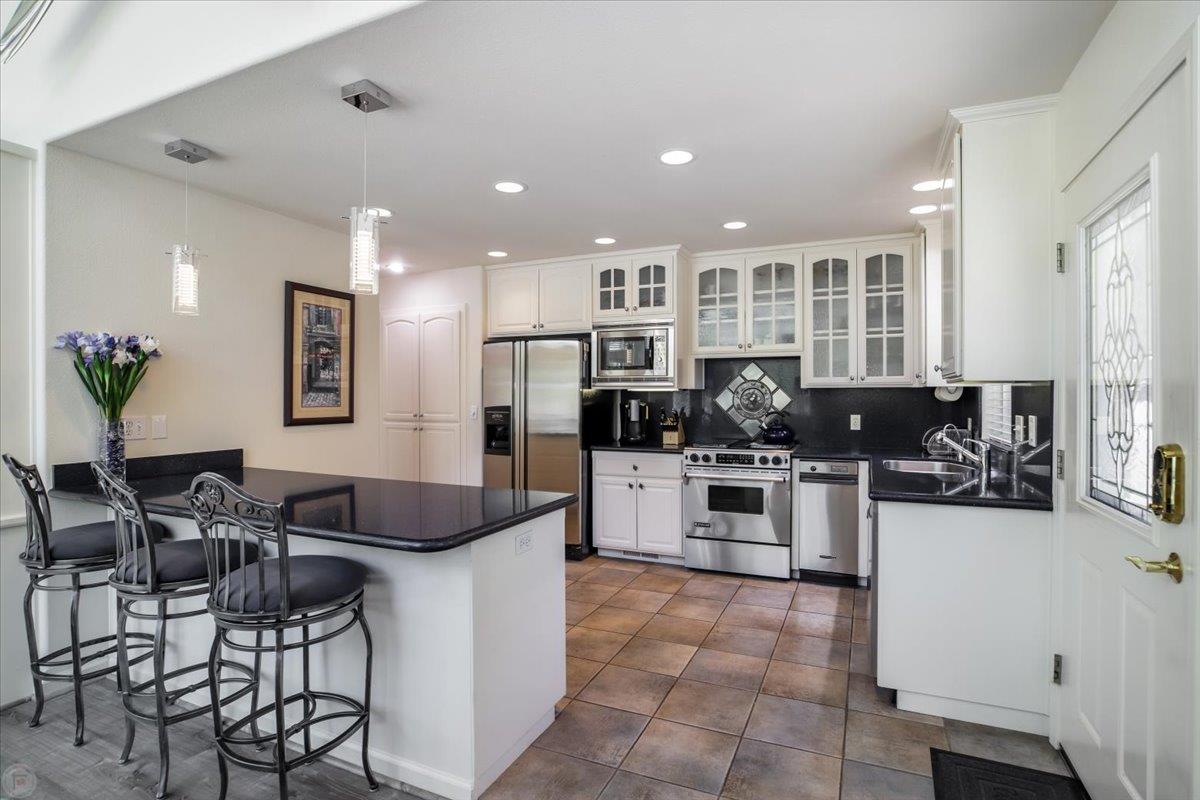 Detail Gallery Image 17 of 76 For 20944 Woodside Way, Groveland,  CA 95321 - 3 Beds | 2 Baths