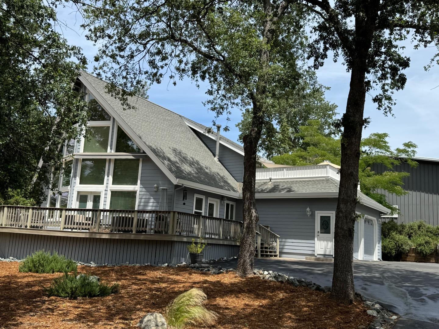 Detail Gallery Image 4 of 76 For 20944 Woodside Way, Groveland,  CA 95321 - 3 Beds | 2 Baths