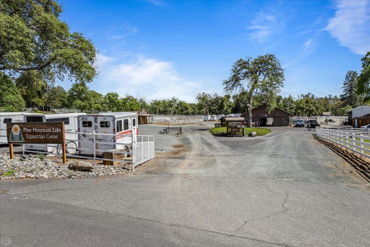 Detail Gallery Image 52 of 76 For 20944 Woodside Way, Groveland,  CA 95321 - 3 Beds | 2 Baths