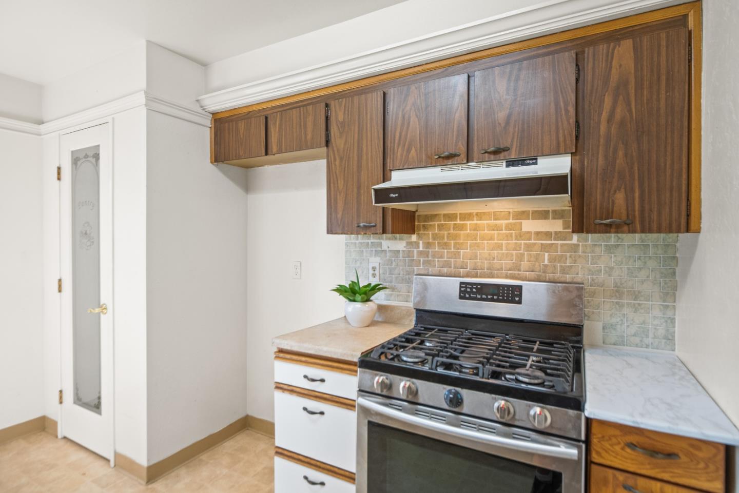 Detail Gallery Image 13 of 24 For 3211 Parkhaven Dr, San Jose,  CA 95132 - 2 Beds | 1 Baths