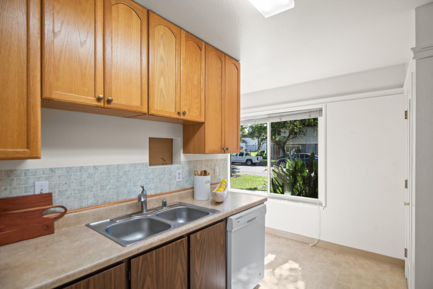 Detail Gallery Image 14 of 24 For 3211 Parkhaven Dr, San Jose,  CA 95132 - 2 Beds | 1 Baths