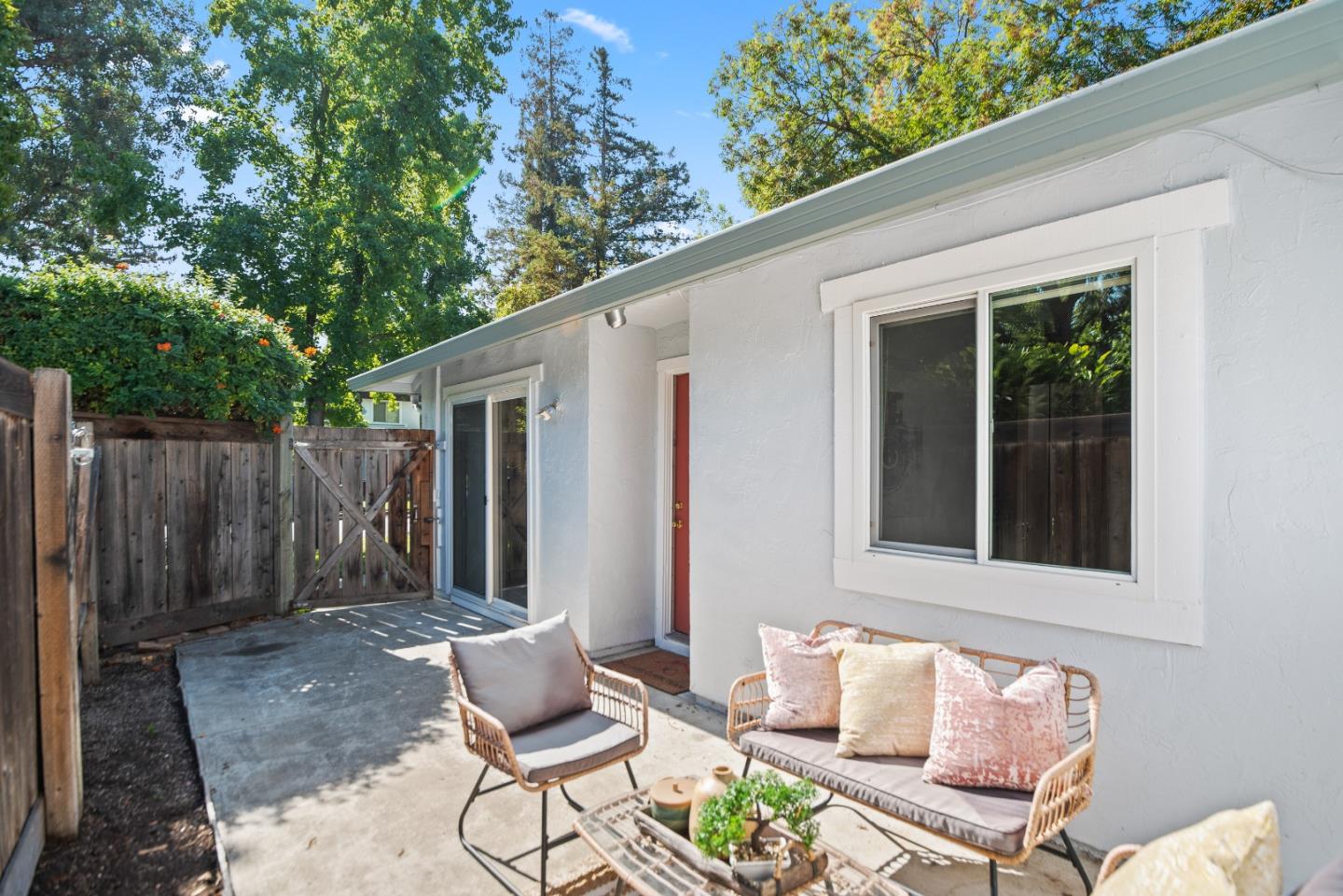 Detail Gallery Image 4 of 24 For 3211 Parkhaven Dr, San Jose,  CA 95132 - 2 Beds | 1 Baths