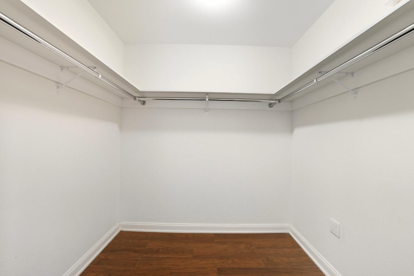 Detail Gallery Image 16 of 30 For 10 Crystal Springs Rd #1405,  San Mateo,  CA 94402 - 2 Beds | 2 Baths