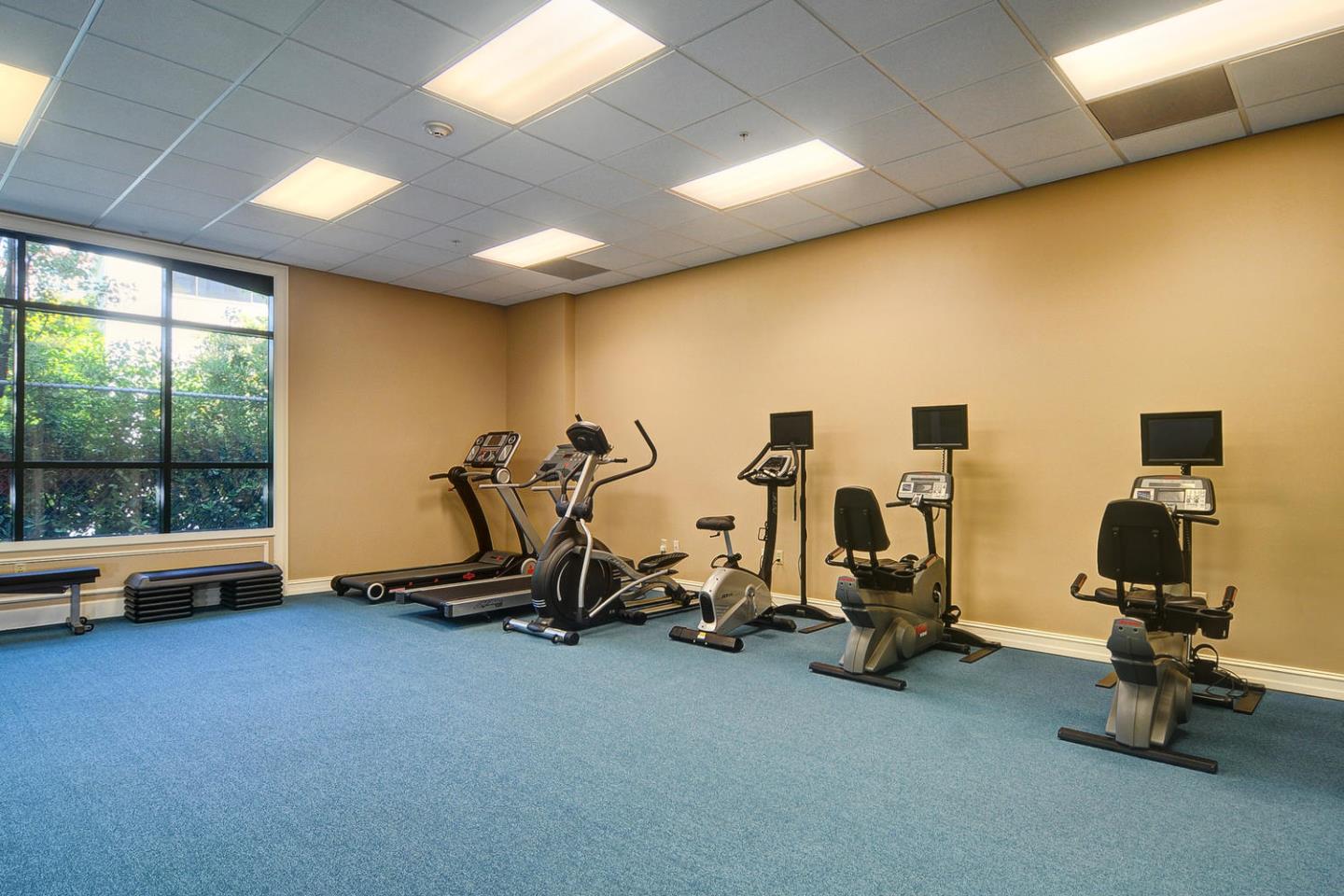 Detail Gallery Image 29 of 30 For 10 Crystal Springs Rd #1405,  San Mateo,  CA 94402 - 2 Beds | 2 Baths