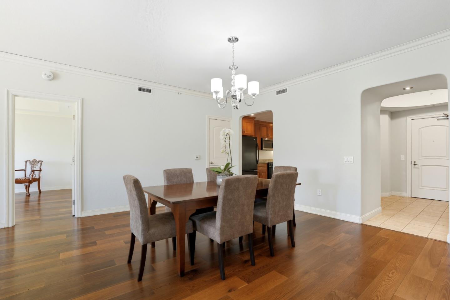 Detail Gallery Image 6 of 30 For 10 Crystal Springs Rd #1405,  San Mateo,  CA 94402 - 2 Beds | 2 Baths