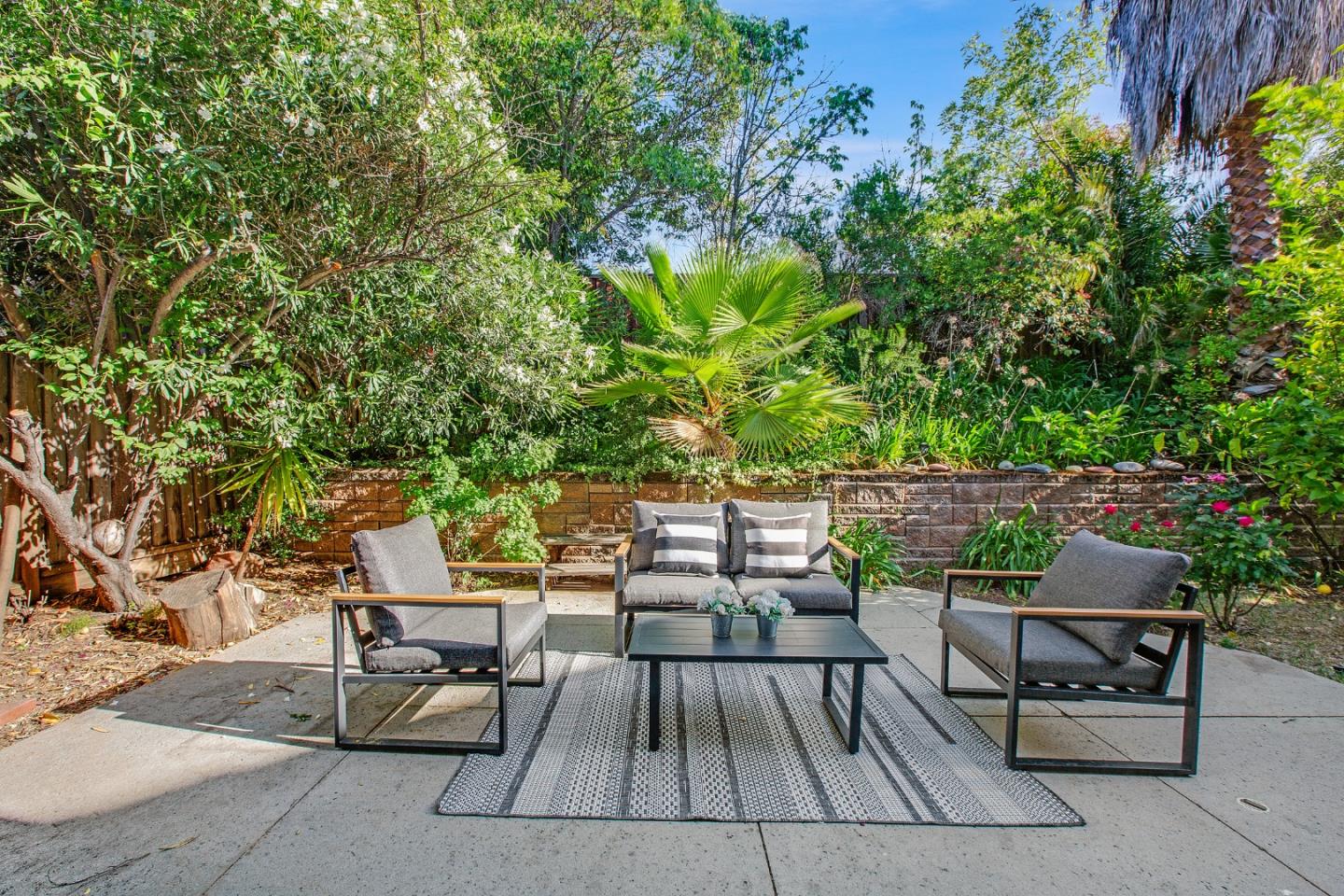 Detail Gallery Image 12 of 30 For 1261 Quail Creek Cir, San Jose,  CA 95120 - 3 Beds | 2 Baths