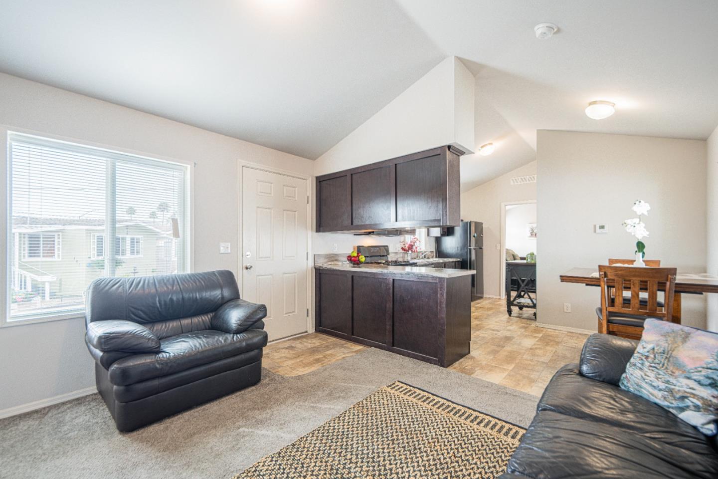 Detail Gallery Image 10 of 28 For 55 San Juan Grade Rd #96,  Salinas,  CA 93906 - 2 Beds | 2 Baths