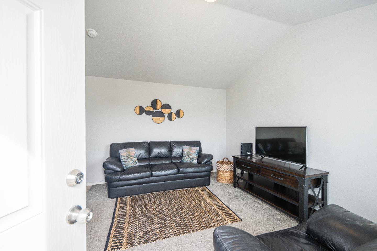 Detail Gallery Image 7 of 28 For 55 San Juan Grade Rd #96,  Salinas,  CA 93906 - 2 Beds | 2 Baths