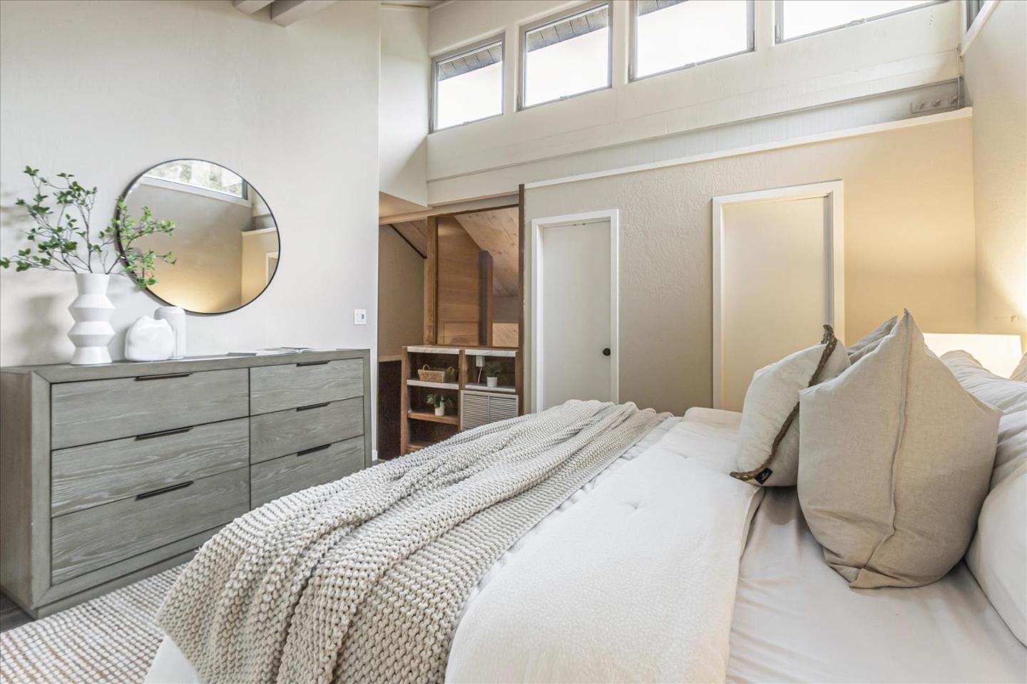 Detail Gallery Image 19 of 42 For 19233 Mountain Way, Los Gatos,  CA 95030 - 4 Beds | 2/1 Baths