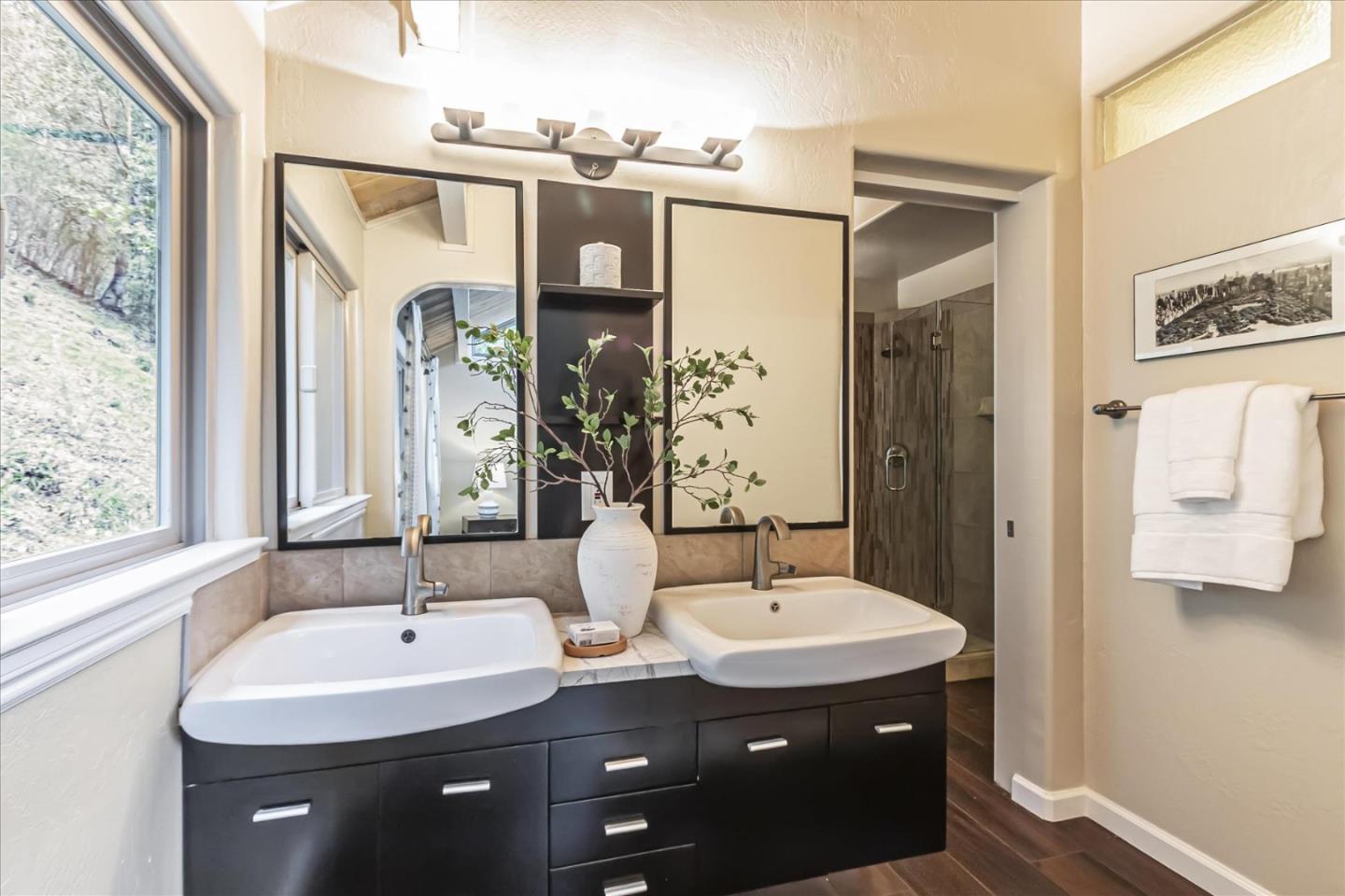 Detail Gallery Image 22 of 42 For 19233 Mountain Way, Los Gatos,  CA 95030 - 4 Beds | 2/1 Baths