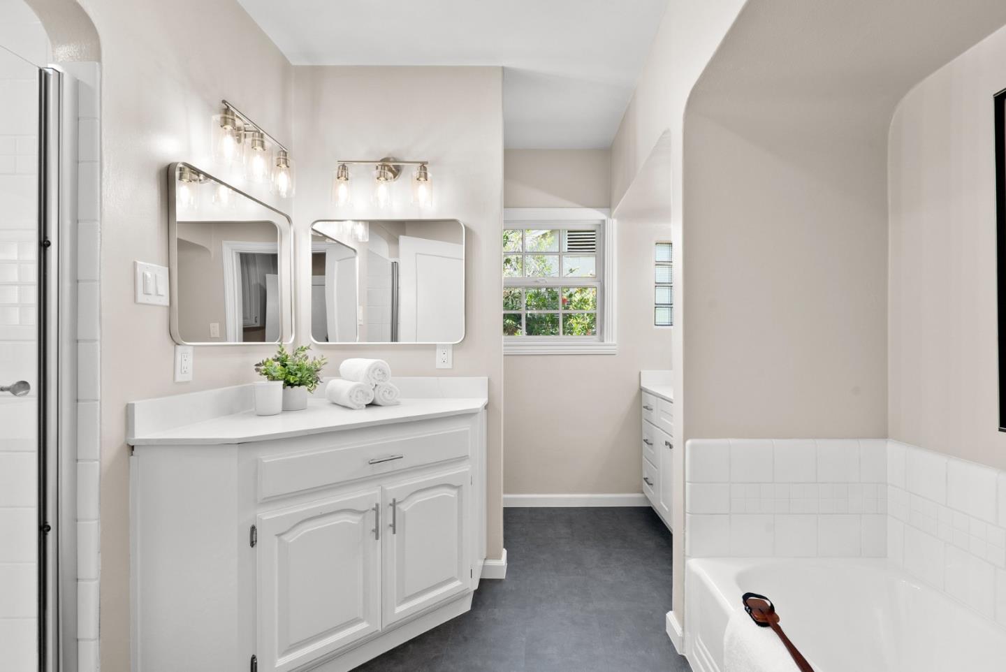 Detail Gallery Image 37 of 59 For 186 Mountain View Ave, San Jose,  CA 95127 - 2 Beds | 2 Baths