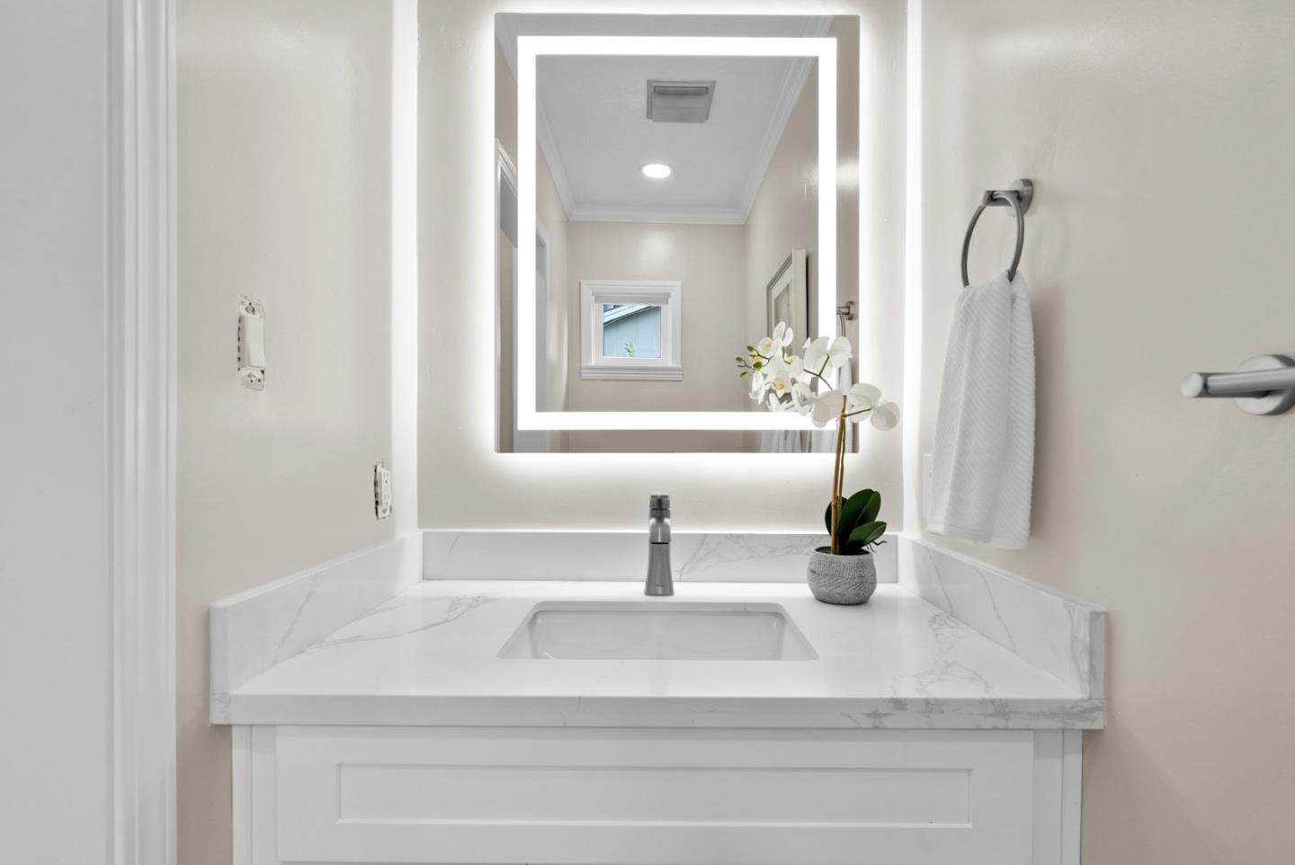 Detail Gallery Image 46 of 59 For 186 Mountain View Ave, San Jose,  CA 95127 - 2 Beds | 2 Baths