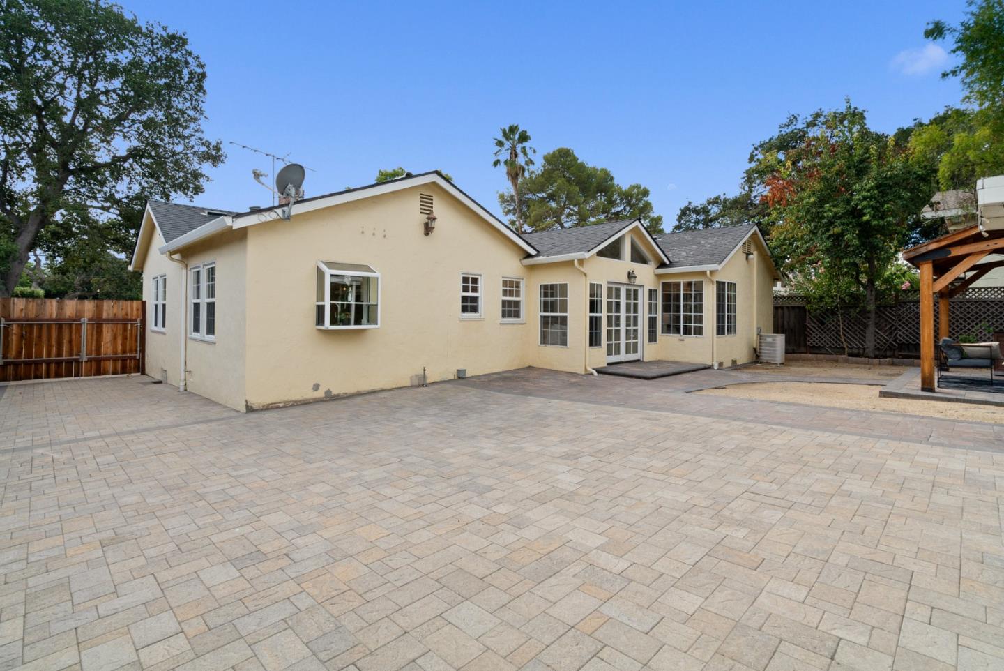 Detail Gallery Image 47 of 59 For 186 Mountain View Ave, San Jose,  CA 95127 - 2 Beds | 2 Baths