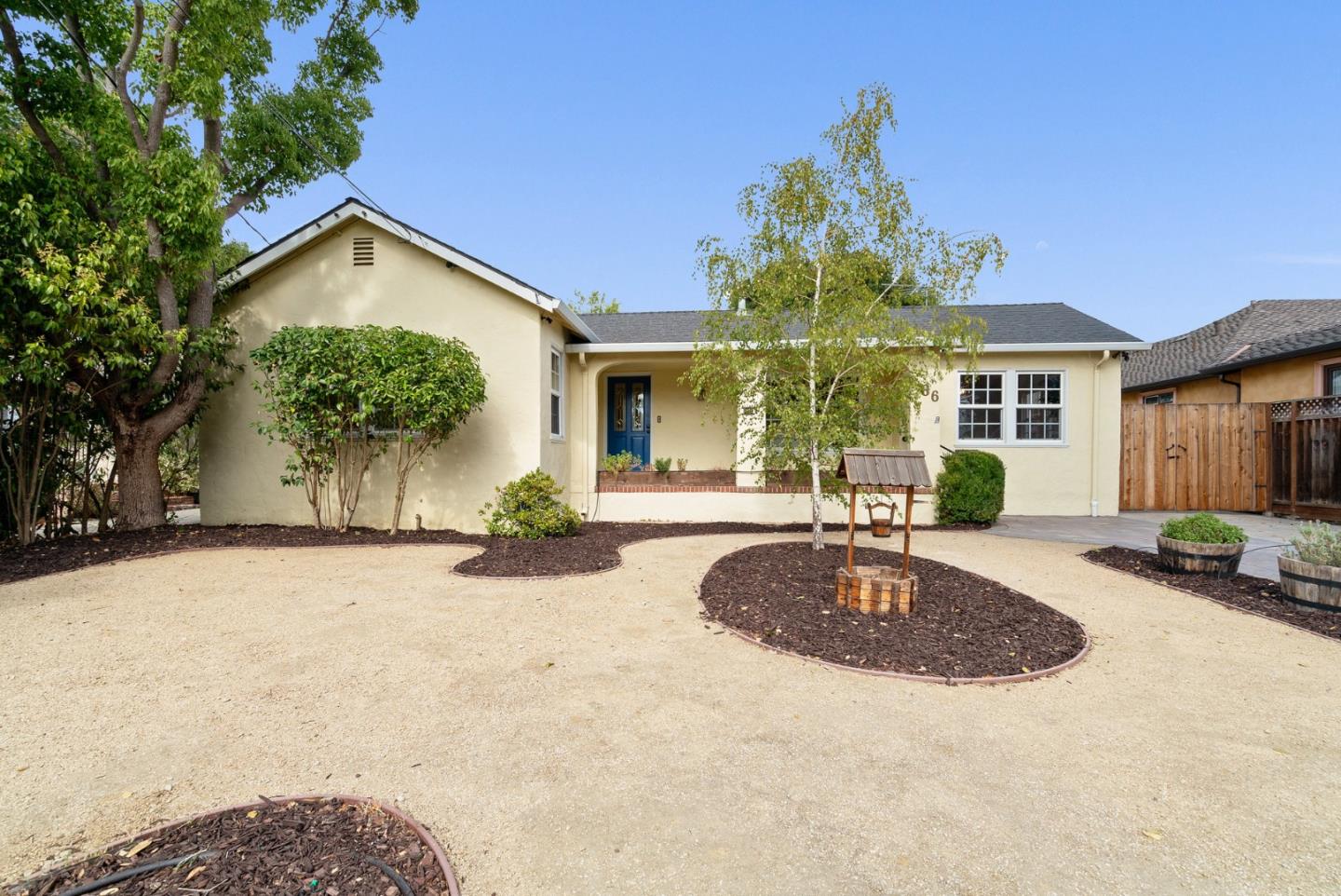 Detail Gallery Image 9 of 59 For 186 Mountain View Ave, San Jose,  CA 95127 - 2 Beds | 2 Baths