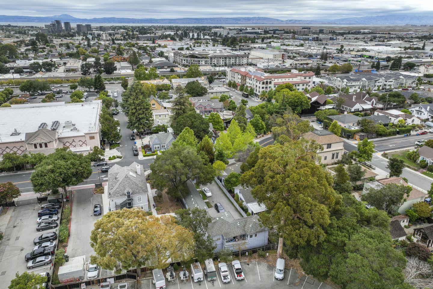 Detail Gallery Image 16 of 23 For 1220 Sixth Ave, Belmont,  CA 94002 - – Beds | – Baths