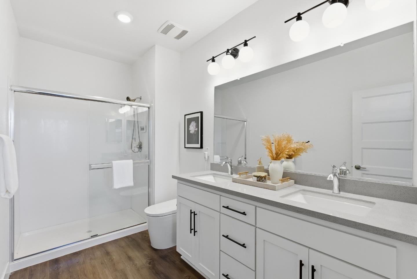 Detail Gallery Image 18 of 35 For 652 Obsidian Dr, San Jose,  CA 95133 - 4 Beds | 3 Baths