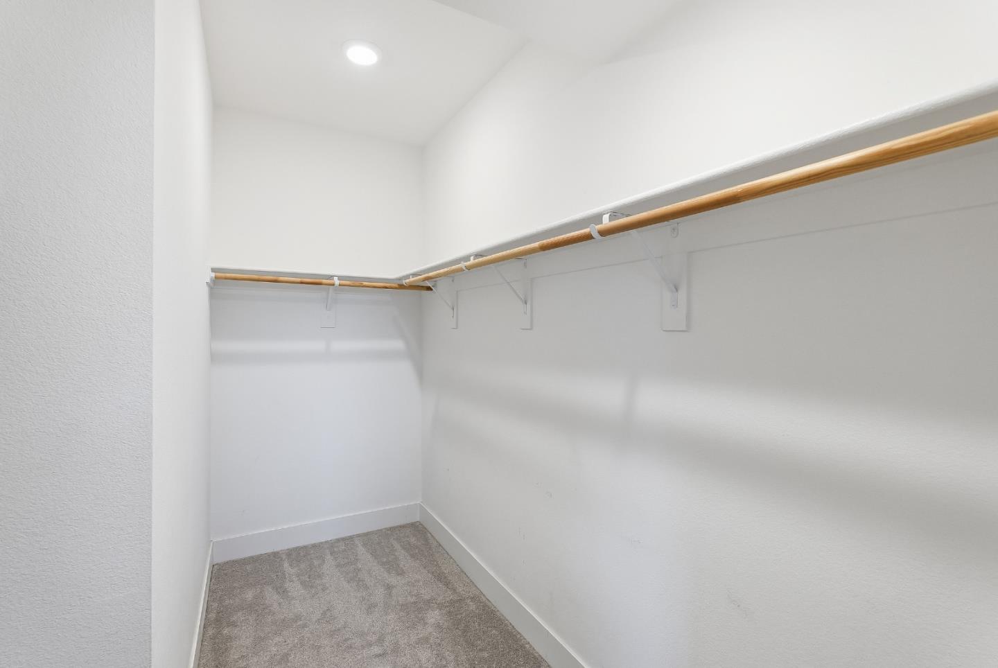 Detail Gallery Image 22 of 35 For 652 Obsidian Dr, San Jose,  CA 95133 - 4 Beds | 3 Baths