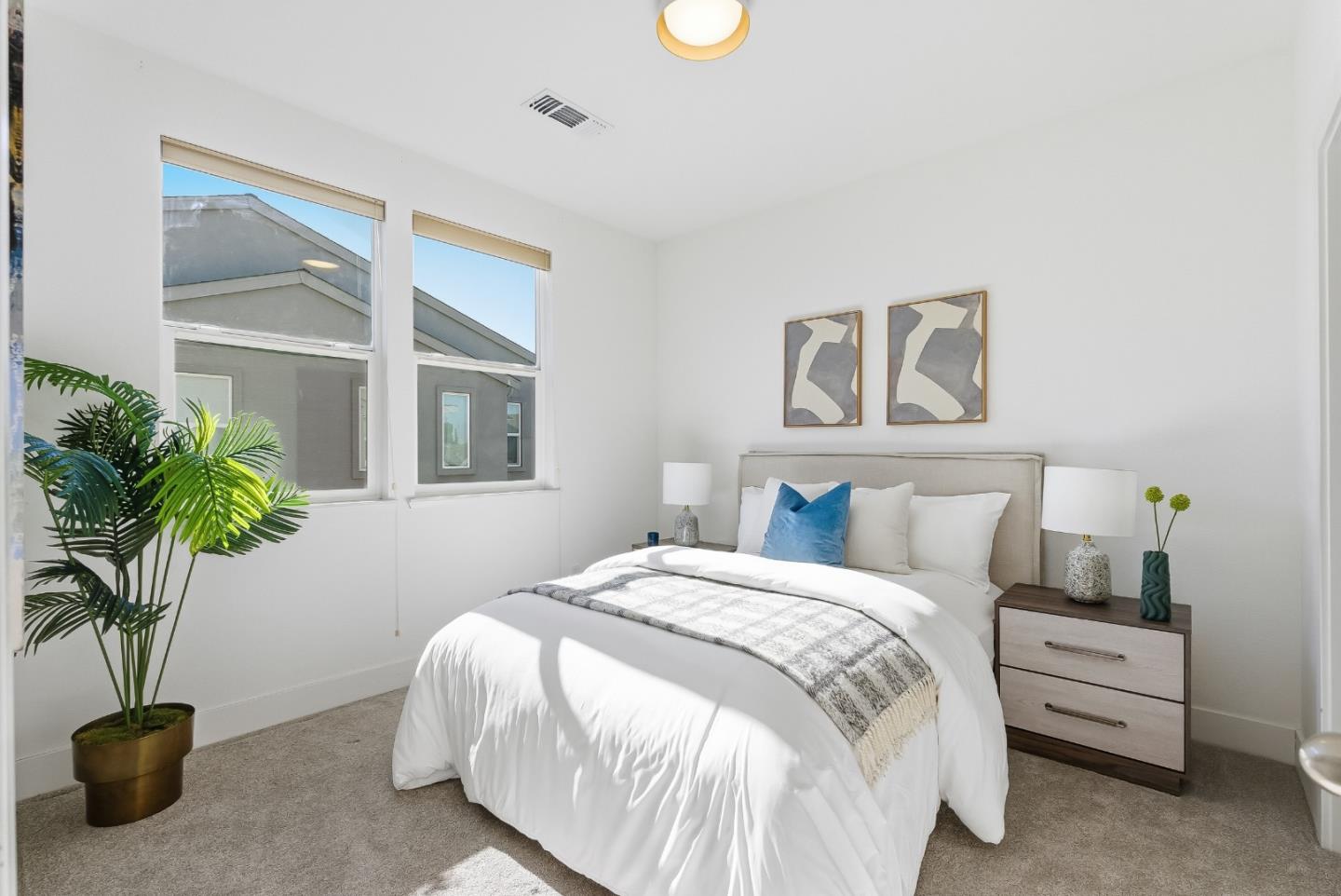 Detail Gallery Image 23 of 35 For 652 Obsidian Dr, San Jose,  CA 95133 - 4 Beds | 3 Baths