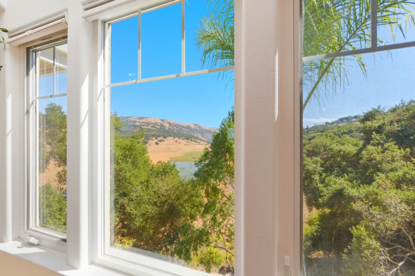 Detail Gallery Image 23 of 71 For 2983 Holiday Ct, Morgan Hill,  CA 95037 - 4 Beds | 3/1 Baths