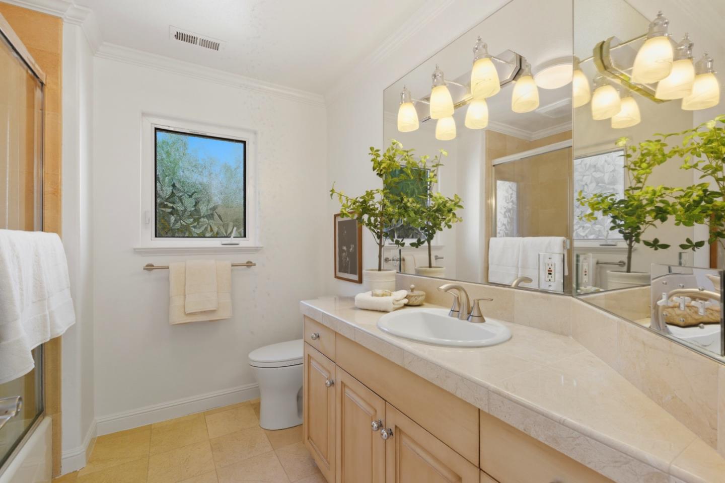 Detail Gallery Image 32 of 71 For 2983 Holiday Ct, Morgan Hill,  CA 95037 - 4 Beds | 3/1 Baths