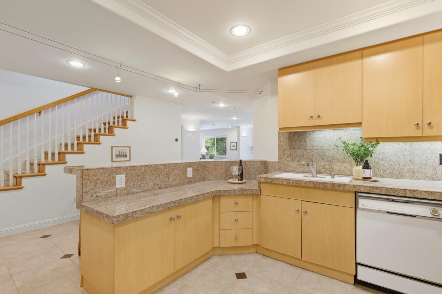 Detail Gallery Image 36 of 71 For 2983 Holiday Ct, Morgan Hill,  CA 95037 - 4 Beds | 3/1 Baths