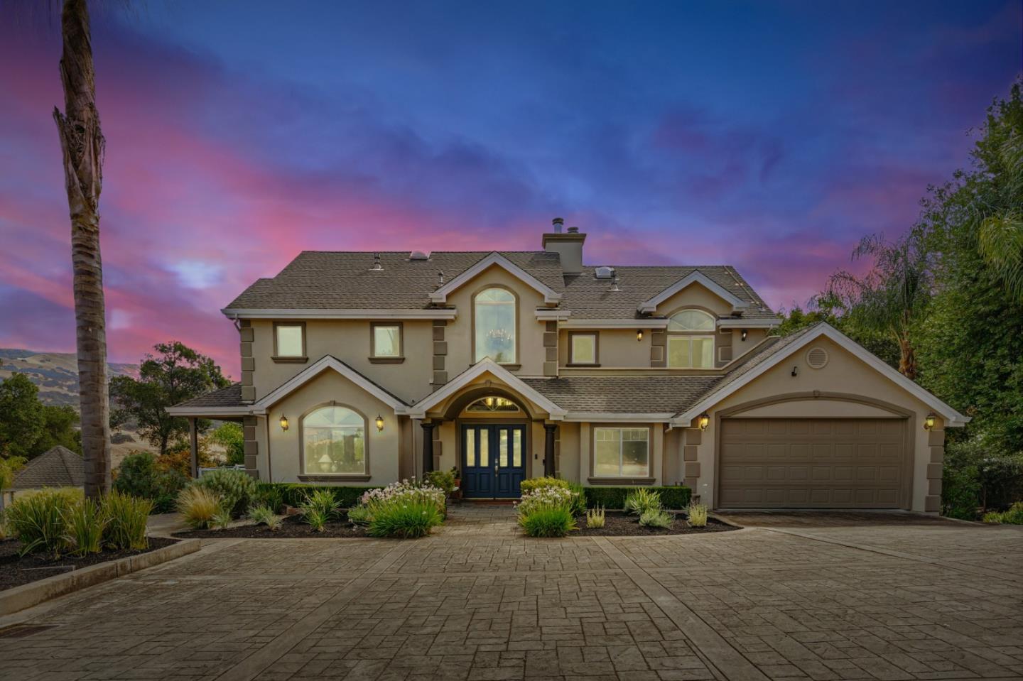 Detail Gallery Image 4 of 71 For 2983 Holiday Ct, Morgan Hill,  CA 95037 - 4 Beds | 3/1 Baths