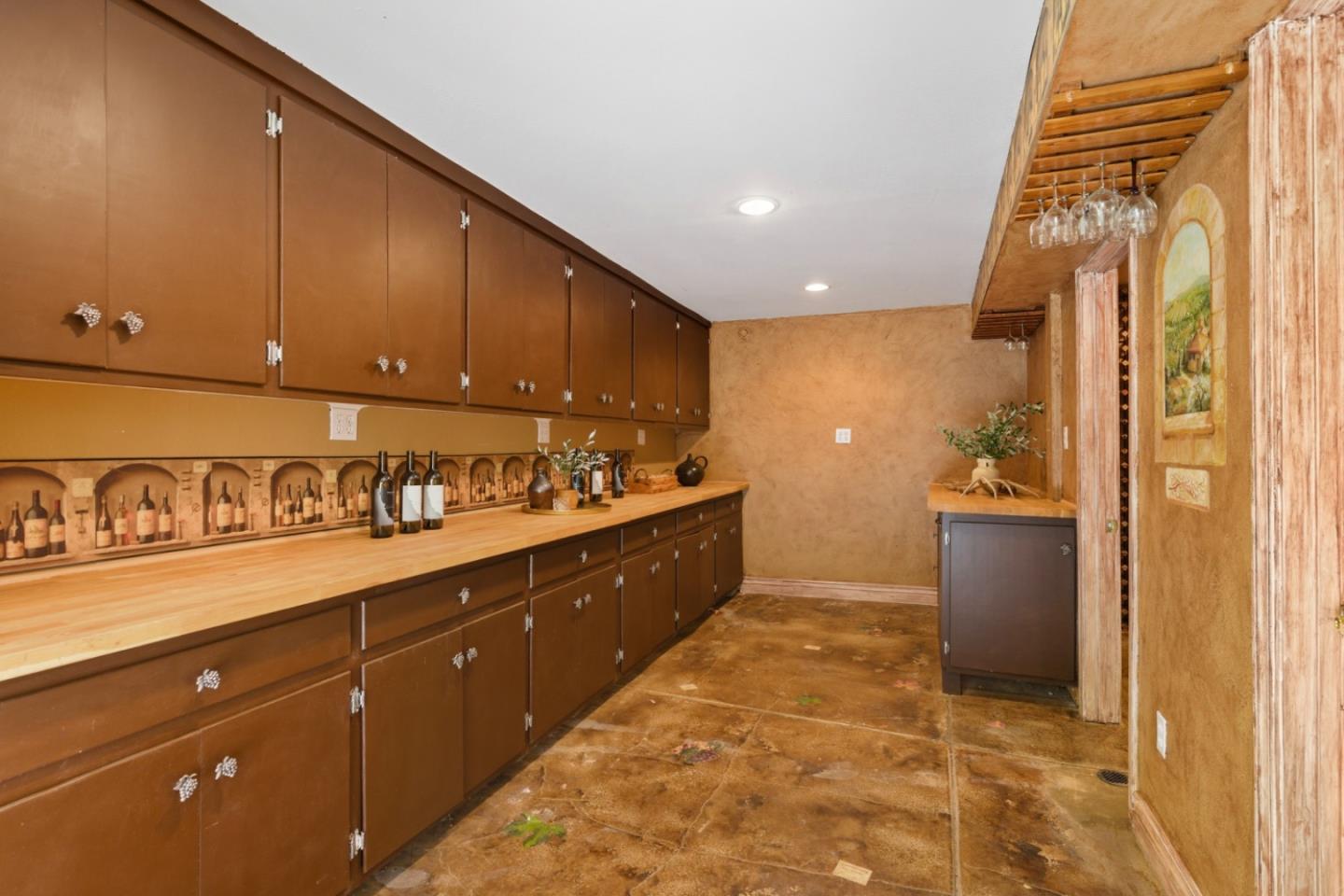 Detail Gallery Image 45 of 71 For 2983 Holiday Ct, Morgan Hill,  CA 95037 - 4 Beds | 3/1 Baths