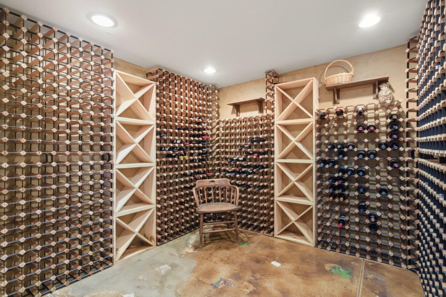 Detail Gallery Image 46 of 71 For 2983 Holiday Ct, Morgan Hill,  CA 95037 - 4 Beds | 3/1 Baths