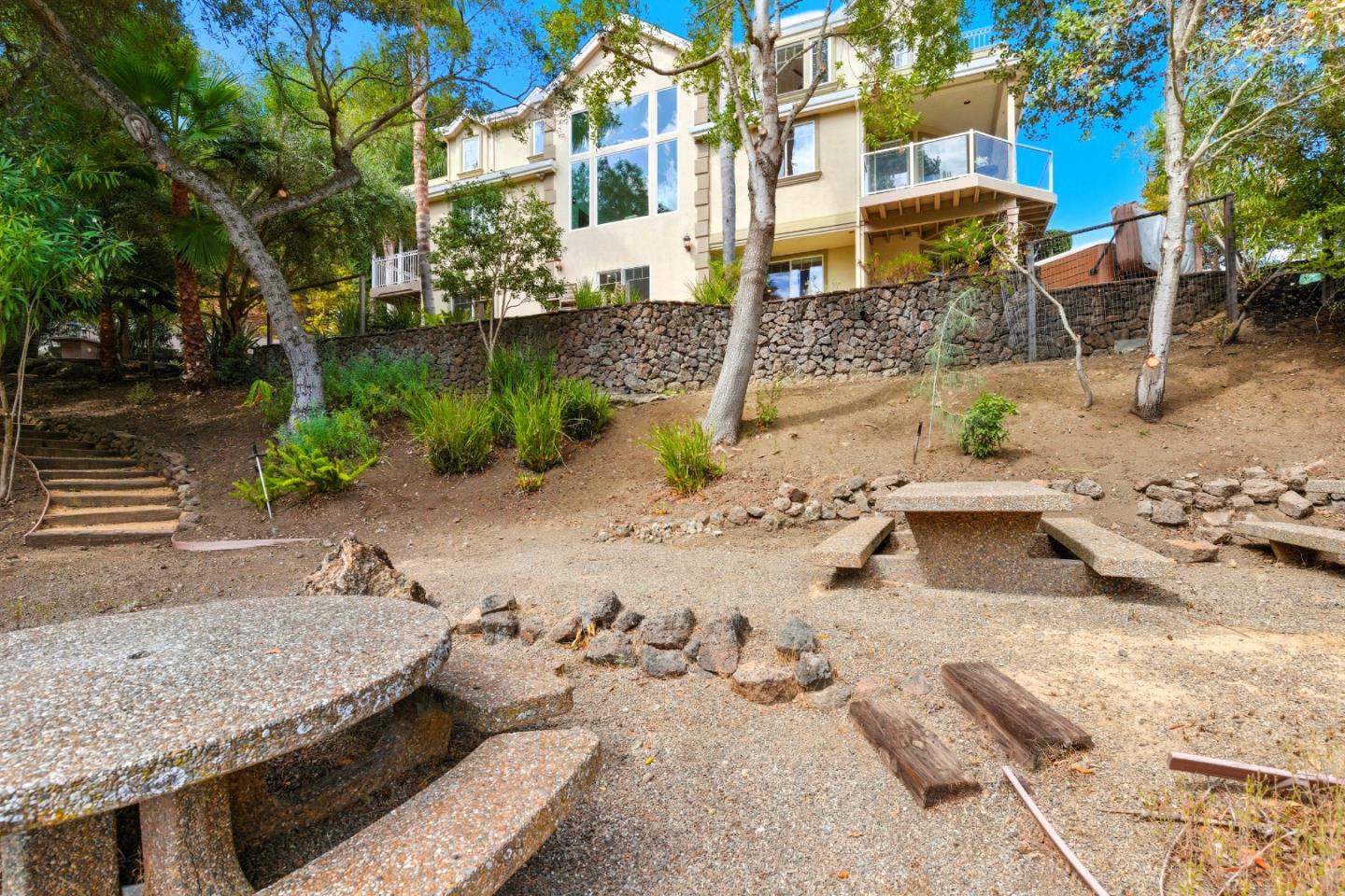 Detail Gallery Image 58 of 71 For 2983 Holiday Ct, Morgan Hill,  CA 95037 - 4 Beds | 3/1 Baths