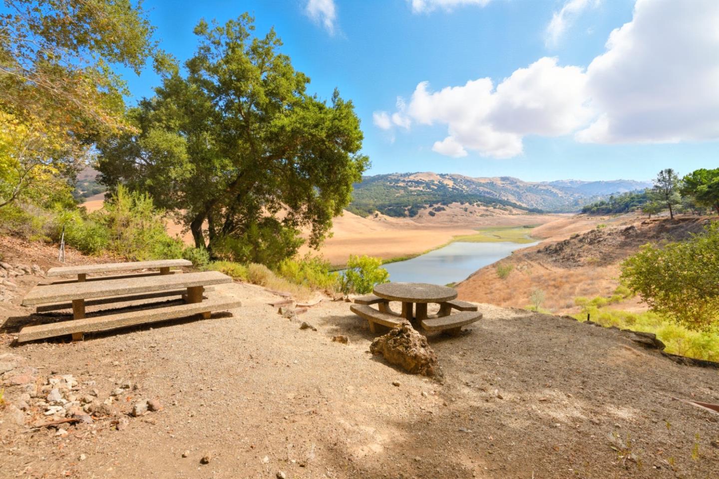 Detail Gallery Image 59 of 71 For 2983 Holiday Ct, Morgan Hill,  CA 95037 - 4 Beds | 3/1 Baths