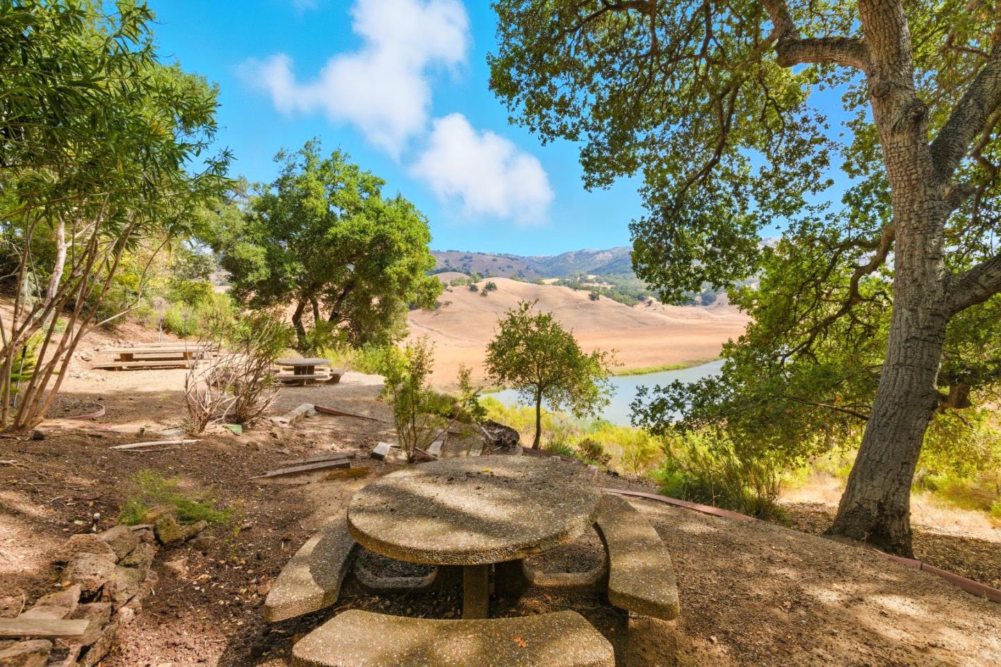 Detail Gallery Image 60 of 71 For 2983 Holiday Ct, Morgan Hill,  CA 95037 - 4 Beds | 3/1 Baths