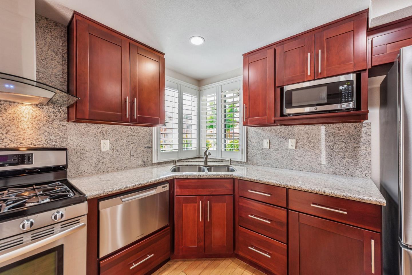 Detail Gallery Image 28 of 52 For 6354 Jarvis Ave, Newark,  CA 94560 - 2 Beds | 2 Baths