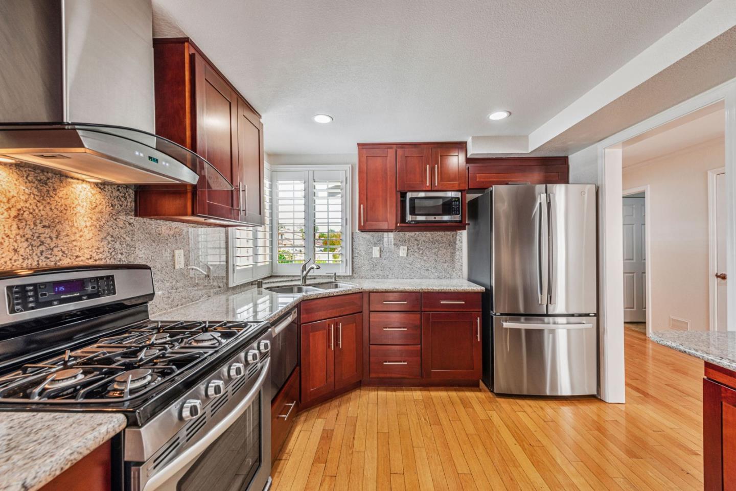 Detail Gallery Image 29 of 52 For 6354 Jarvis Ave, Newark,  CA 94560 - 2 Beds | 2 Baths