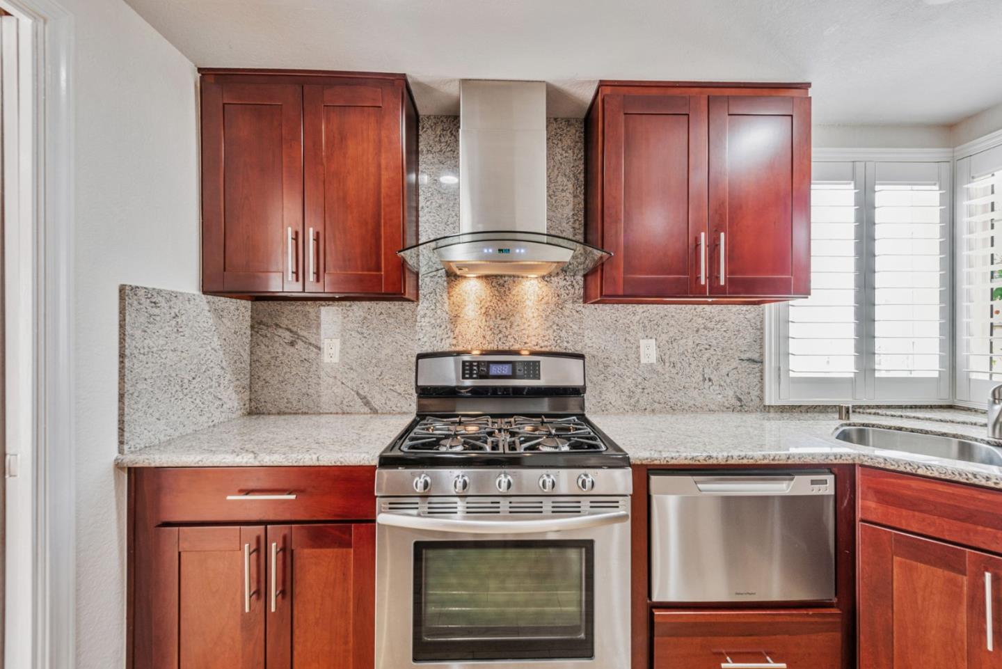 Detail Gallery Image 31 of 52 For 6354 Jarvis Ave, Newark,  CA 94560 - 2 Beds | 2 Baths