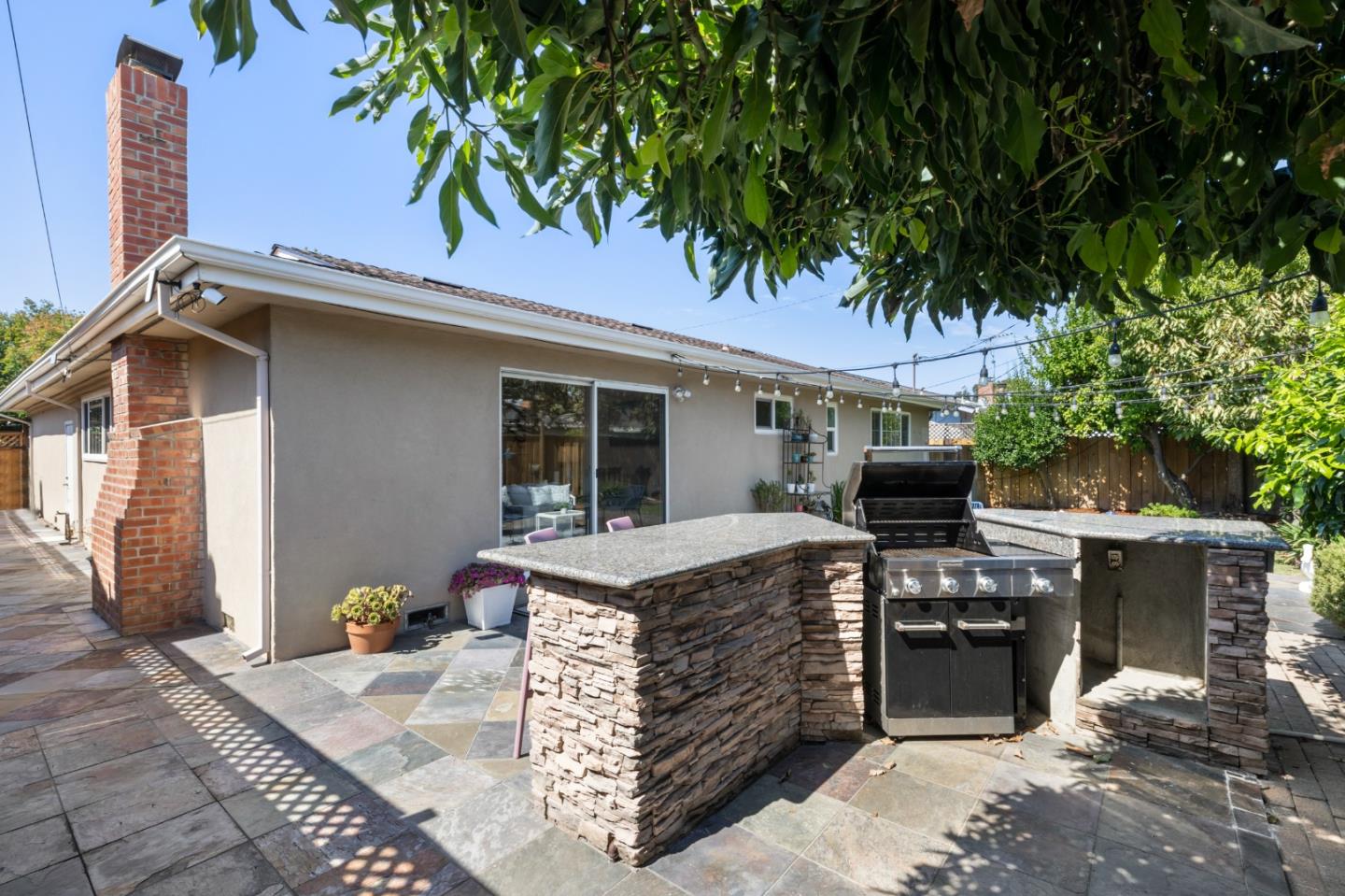 Detail Gallery Image 26 of 30 For 692 Menker Ave, San Jose,  CA 95128 - 3 Beds | 2 Baths