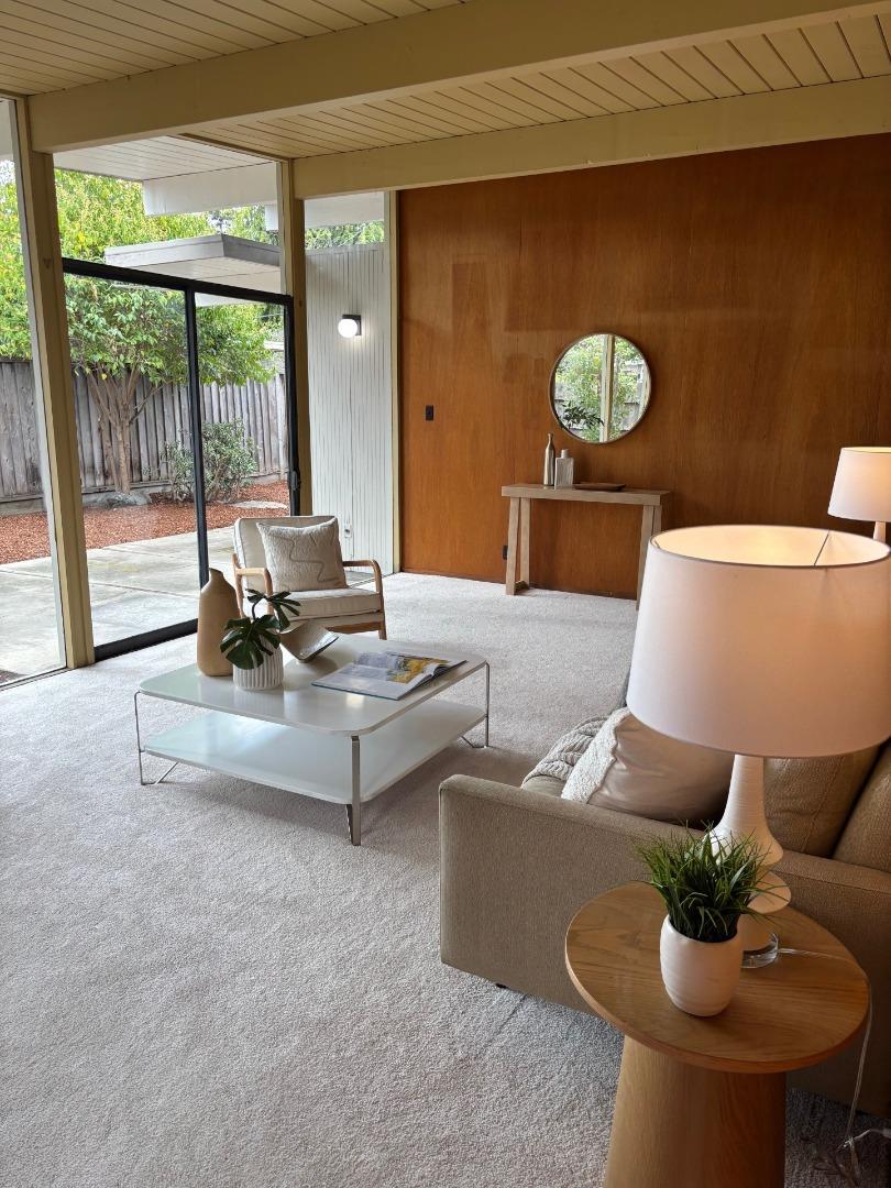 Detail Gallery Image 11 of 18 For 3946 Louis Rd, Palo Alto,  CA 94303 - 3 Beds | 2 Baths