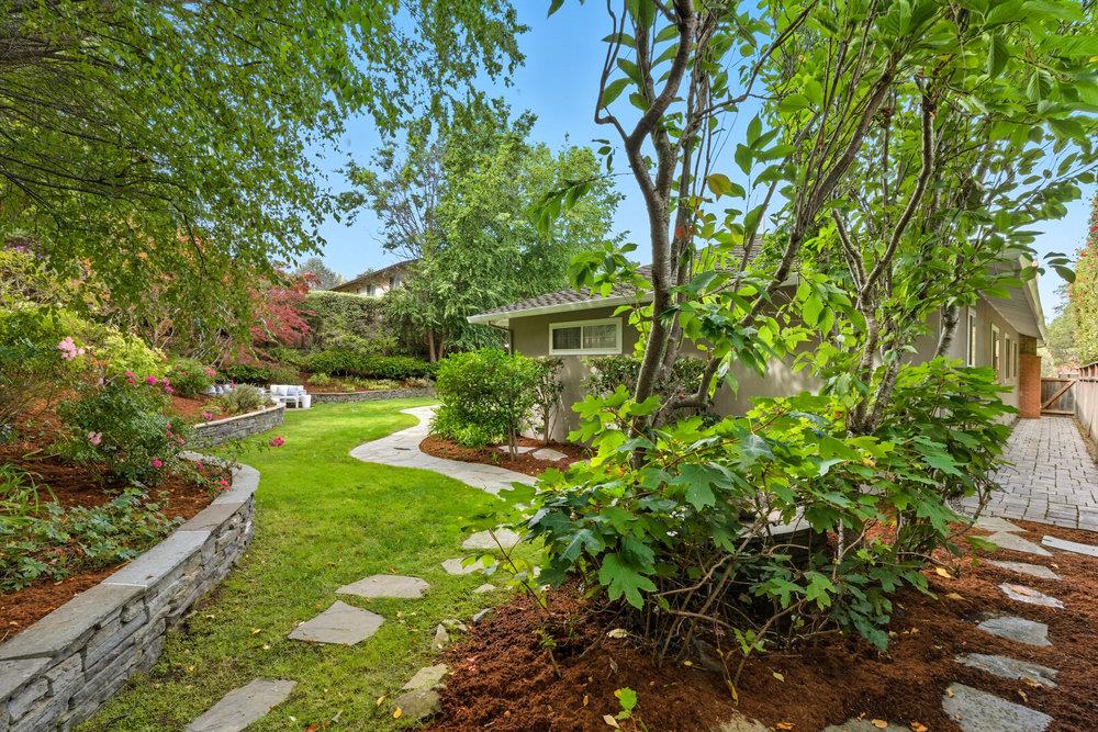 Detail Gallery Image 43 of 56 For 2955 Trousdale Dr, Burlingame,  CA 94010 - 4 Beds | 2 Baths